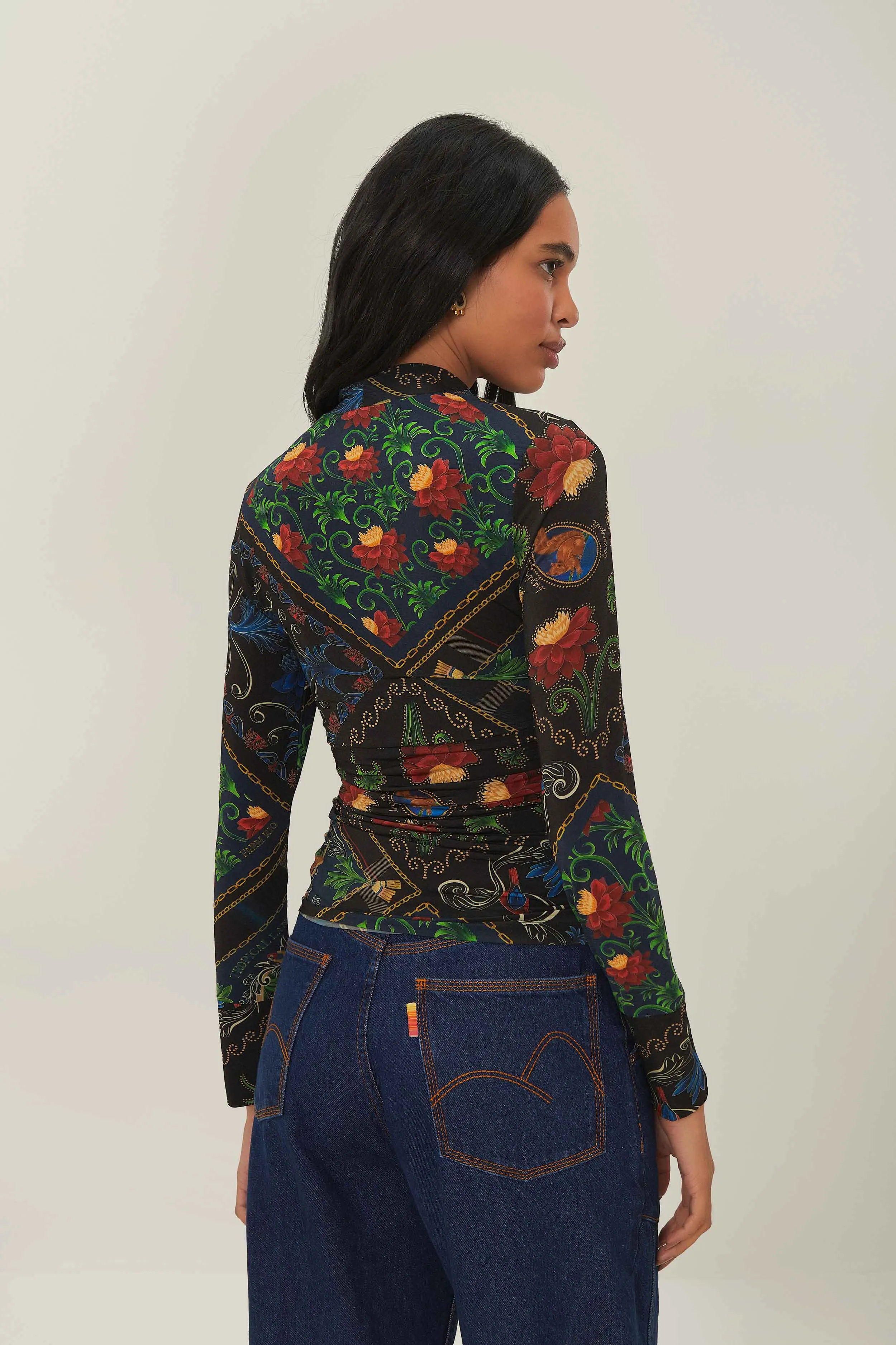 Black Mixed Arabesque Scarves Jersey Blouse sold by FARM Rio product image thumbnail 3