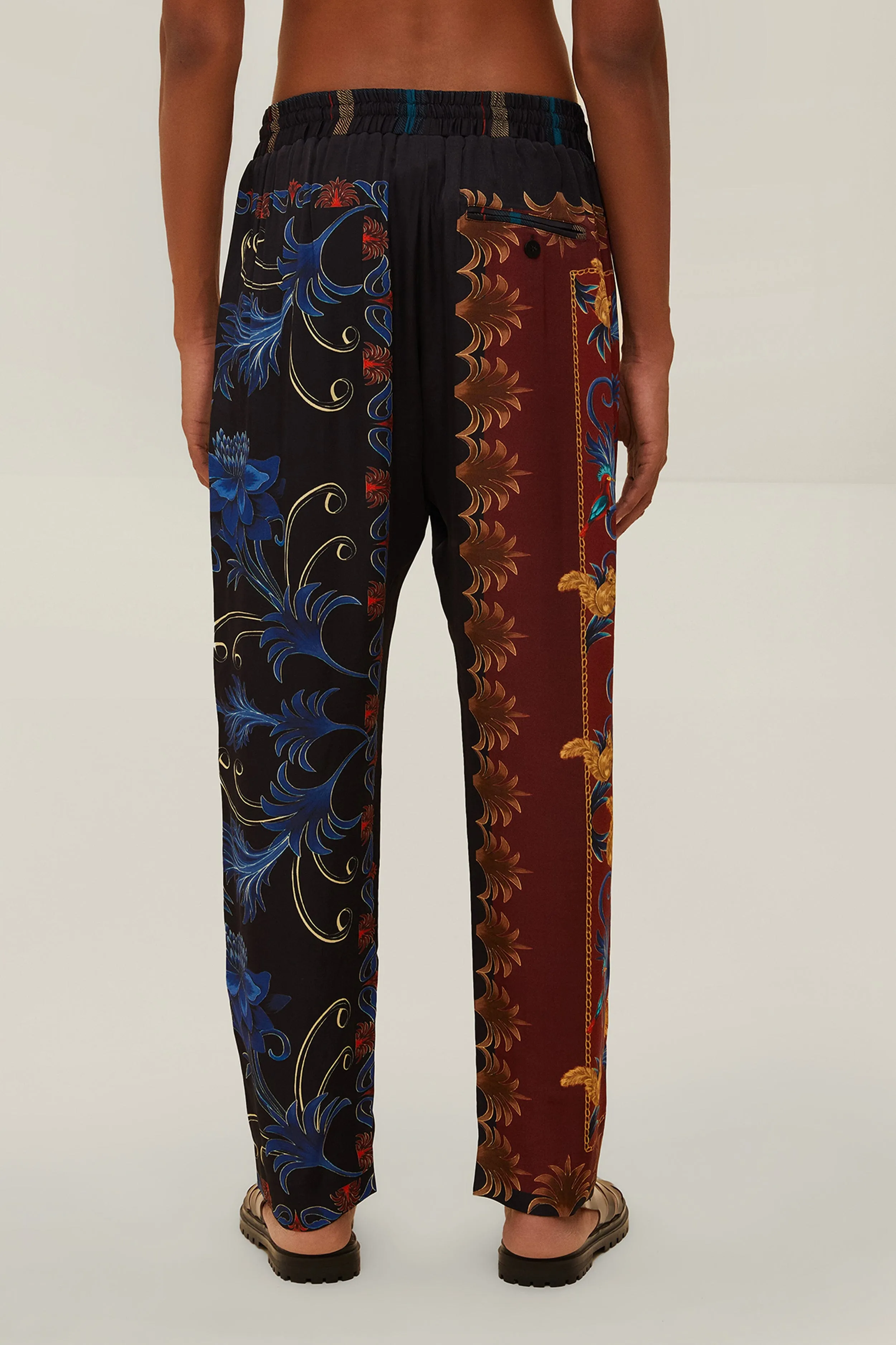 Black Mixed Arabesque Scarves Pants sold by FARM Rio product image thumbnail 4
