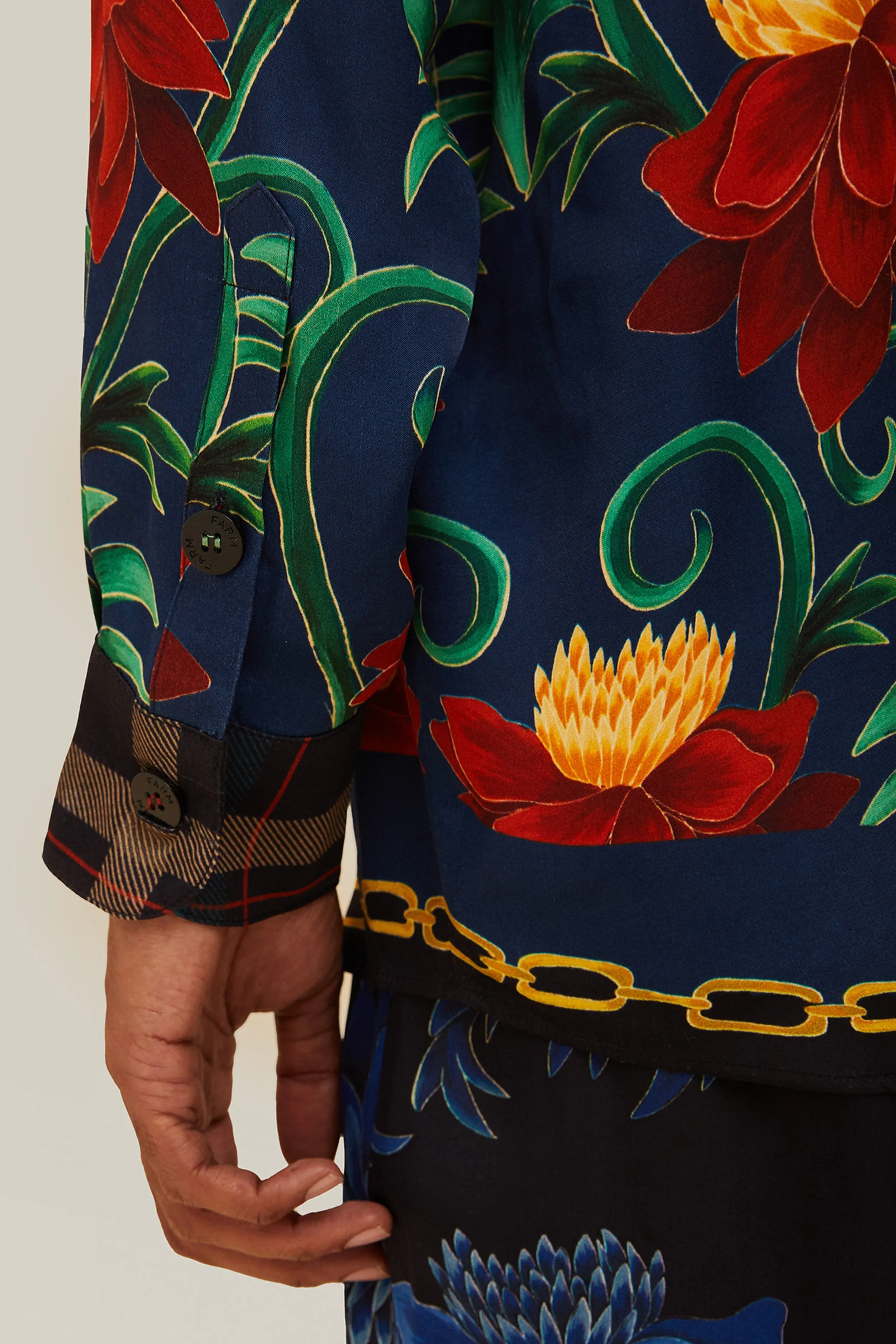 Black Mixed Arabesque Scarves Shirt sold by FARM Rio product image thumbnail 5