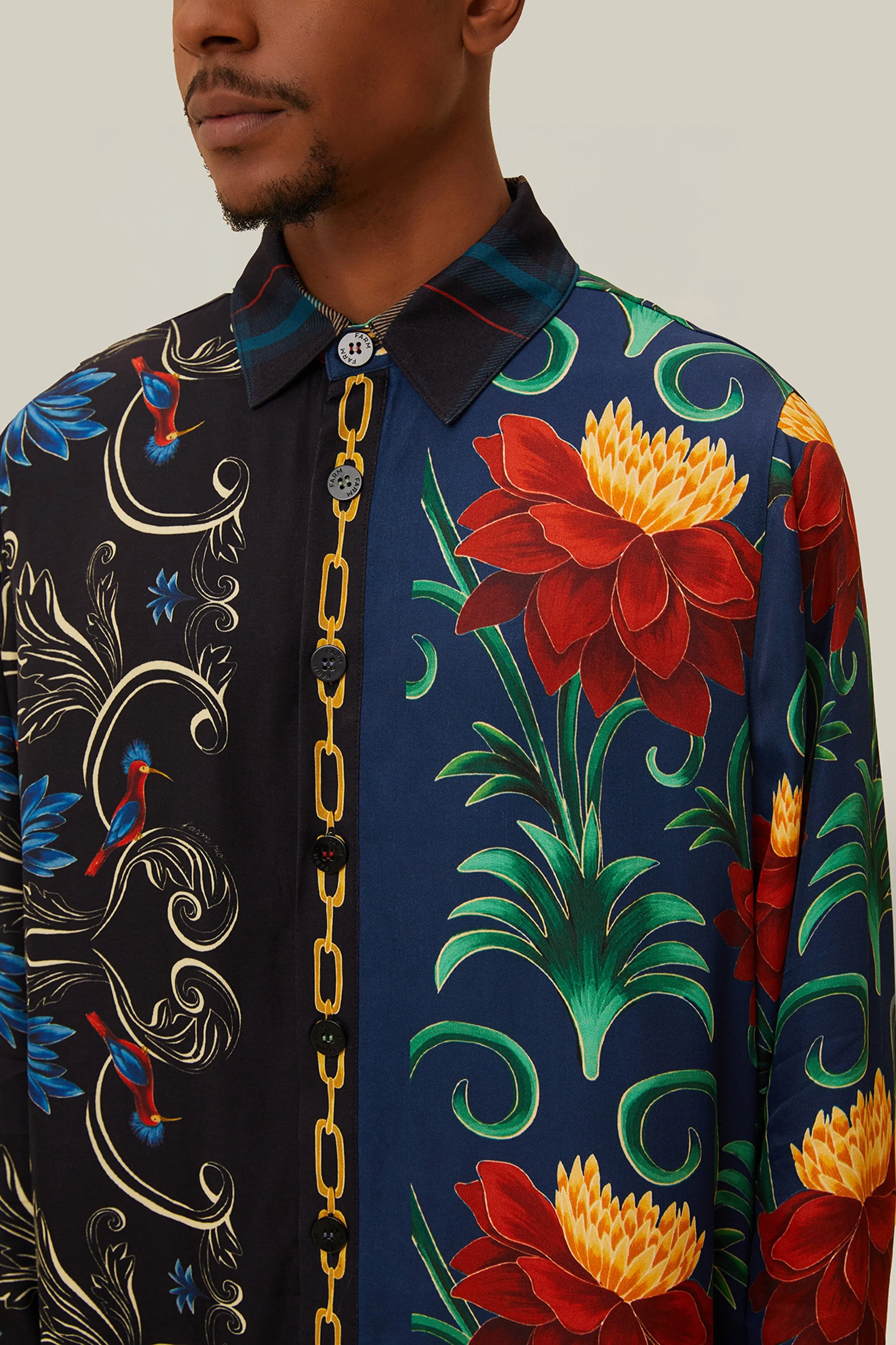 Black Mixed Arabesque Scarves Shirt sold by FARM Rio product image thumbnail 3