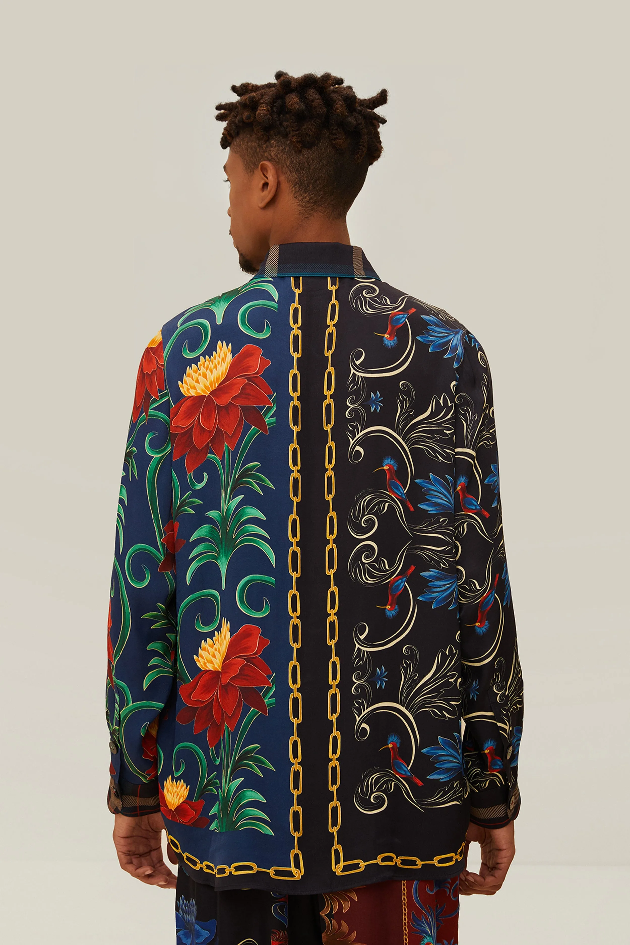 Black Mixed Arabesque Scarves Shirt sold by FARM Rio product image thumbnail 4