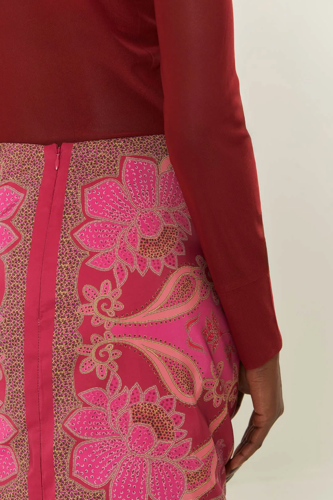 Red Floral Glam Scarf Tie Gathering Mini Skirt sold by FARM Rio product image thumbnail 3