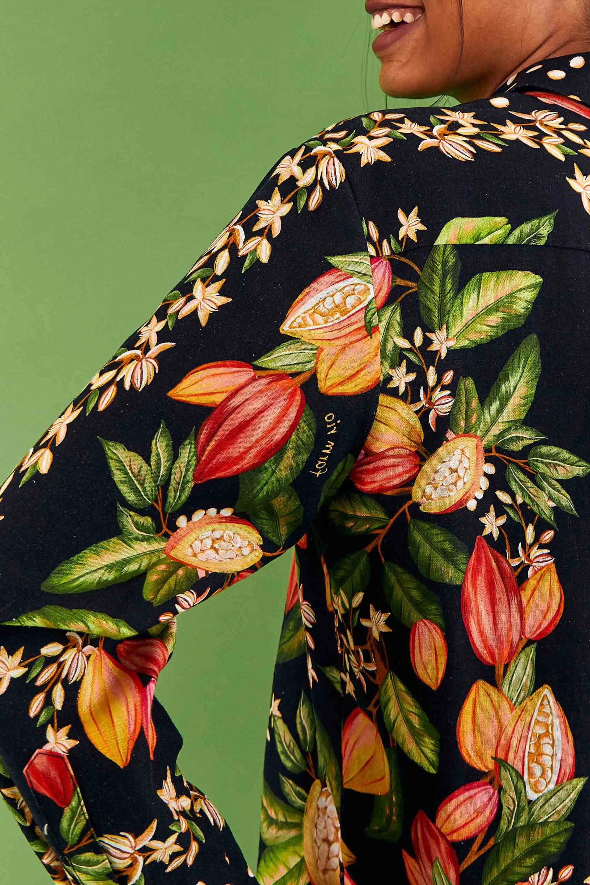 Cocoa Paradise Long Sleeve Shirt sold by FARM Rio product image thumbnail 3