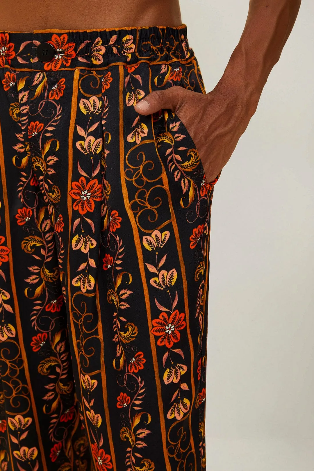 Brown Jungle Stripes LENZING™ ECOVERO™ Viscose Pants sold by FARM Rio product image thumbnail 3