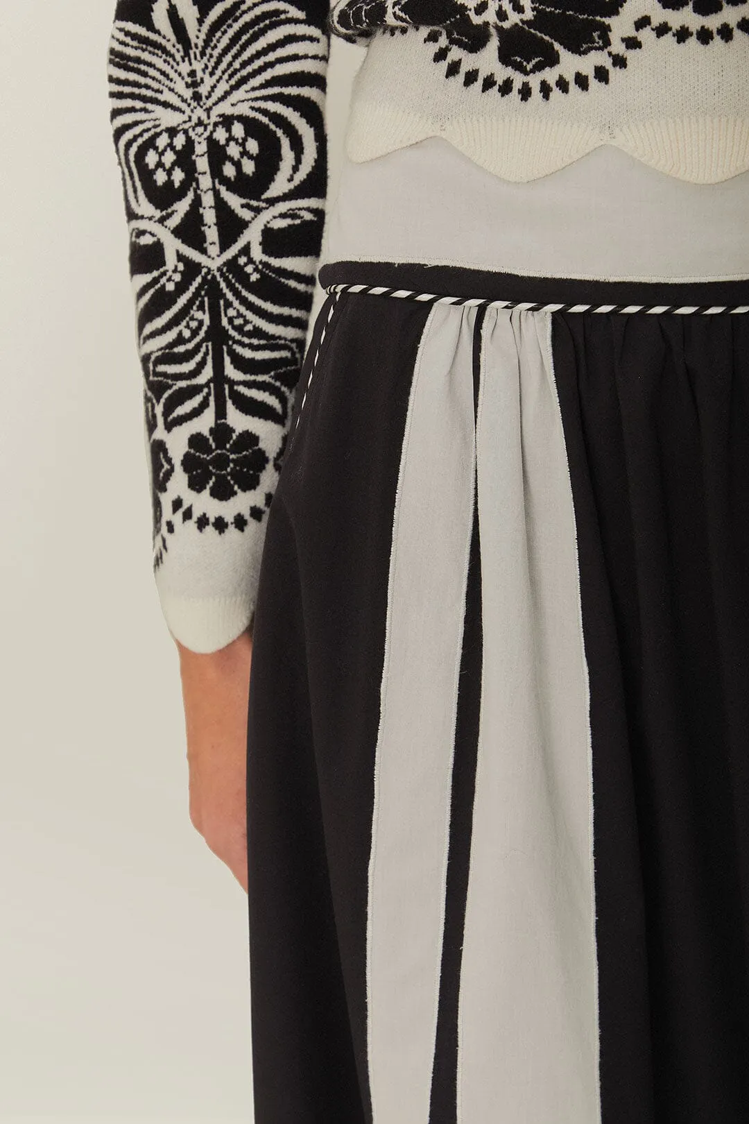 Black Nature Midi Skirt sold by FARM Rio product image thumbnail 4