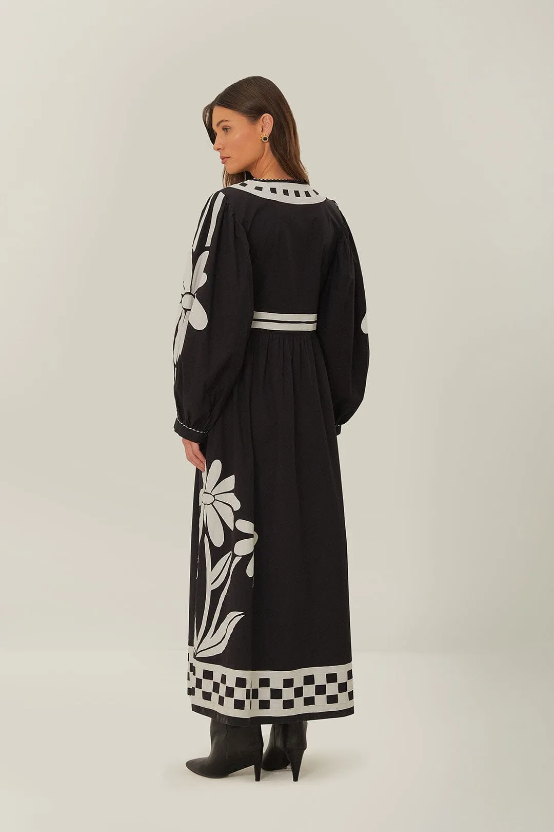 Black Nature Buttoned Maxi Dress sold by FARM Rio product image thumbnail 4