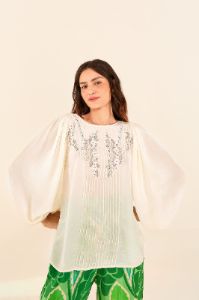 Off White Lace Blouse sold by FARM Rio