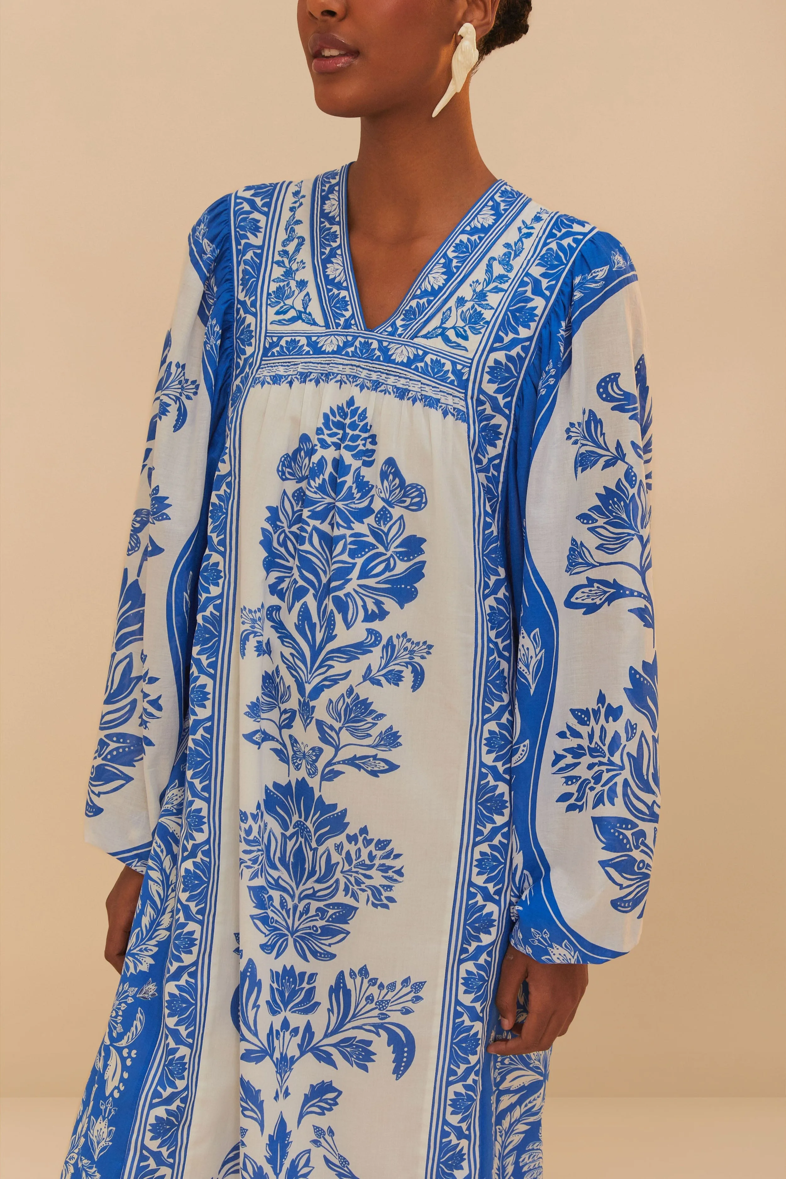 Off-White Delicate Tapestry Long Sleeve Maxi Dress sold by FARM Rio product image thumbnail 3