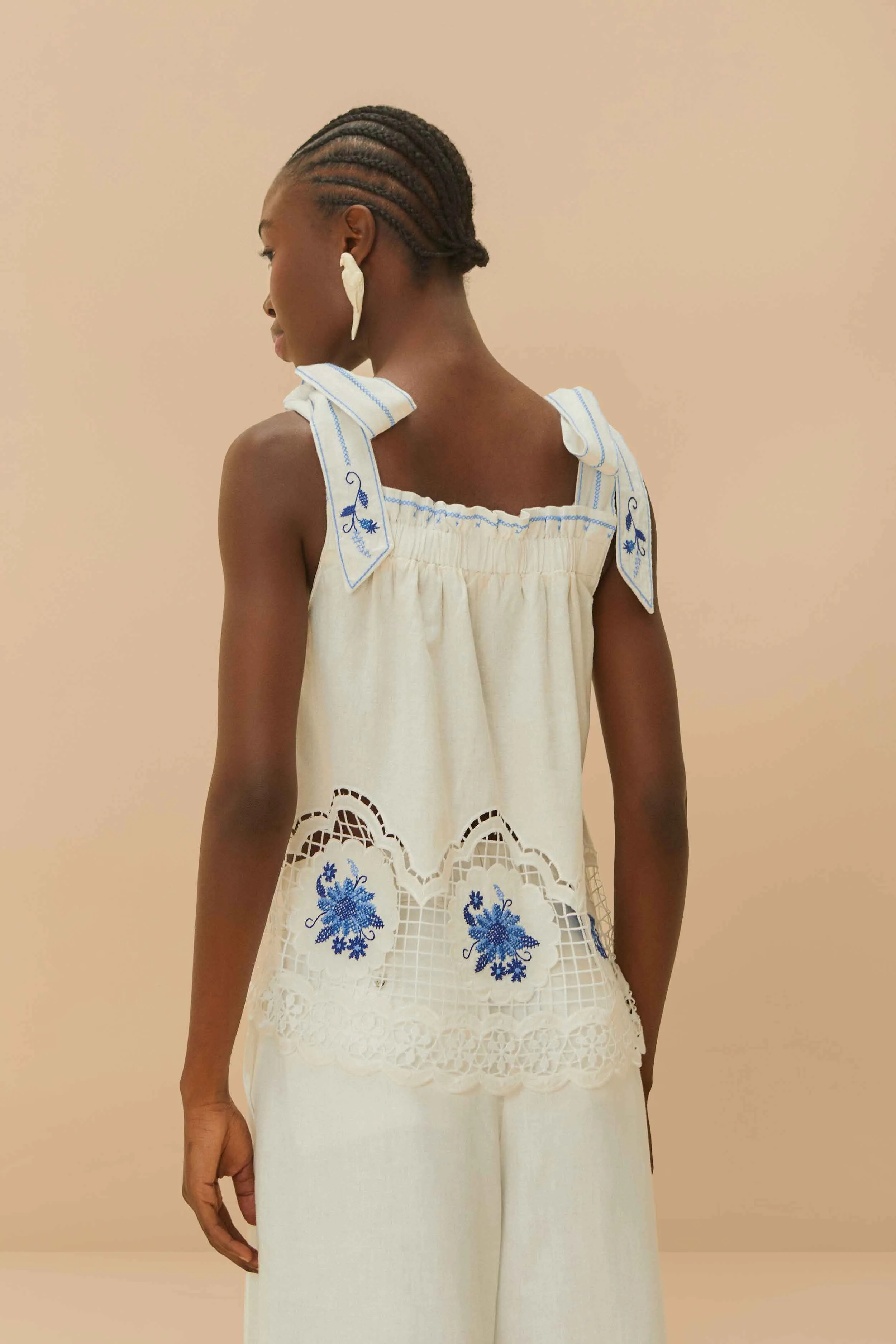 White Daisy Embroidery LENZING™ ECOVERO™ Euroflax™ Blouse sold by FARM Rio product image thumbnail 4