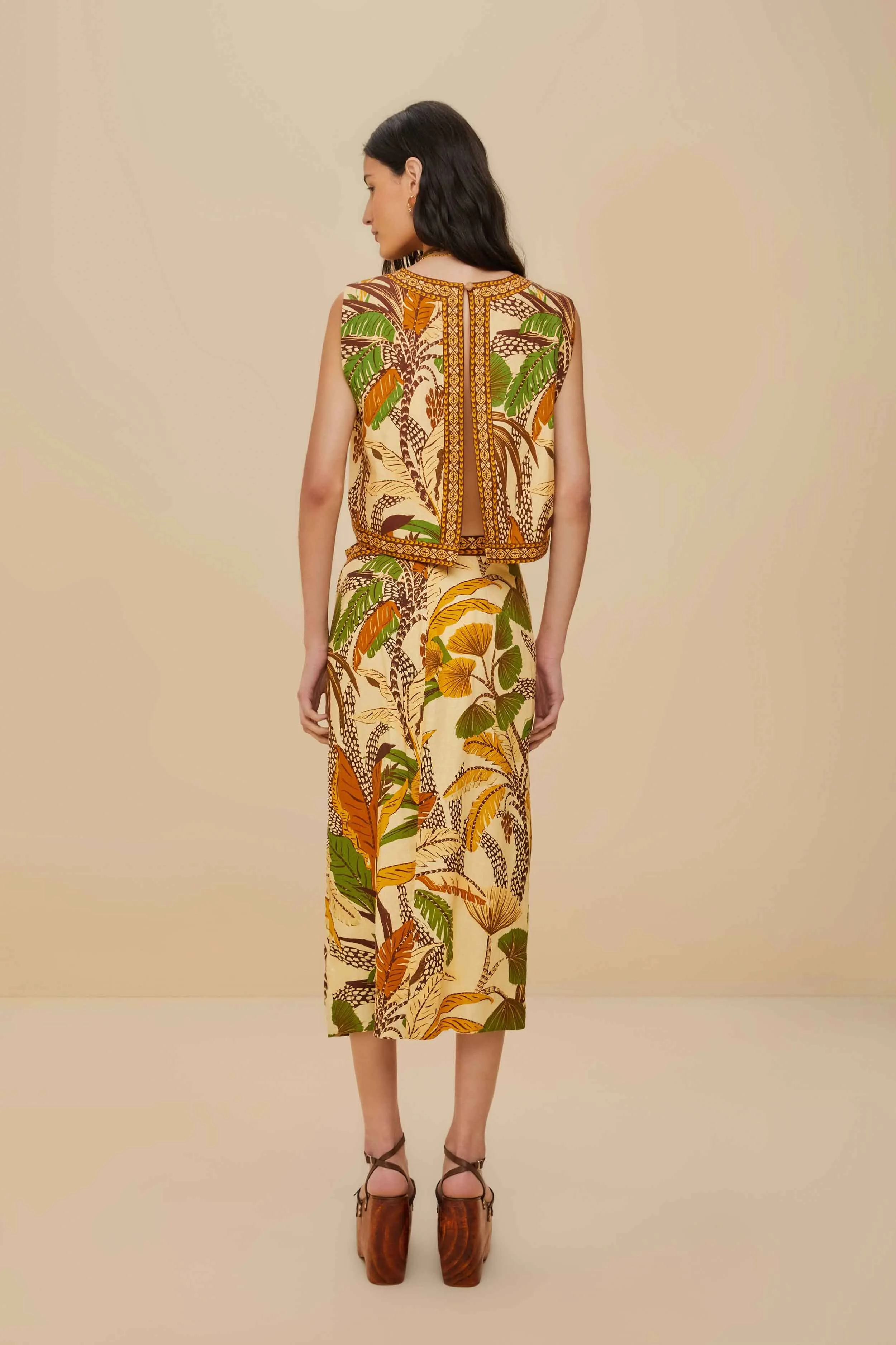 Sand Foliage Sketch LENZING™ ECOVERO™ Euroflax™ Midi Skirt sold by FARM Rio product image thumbnail 3