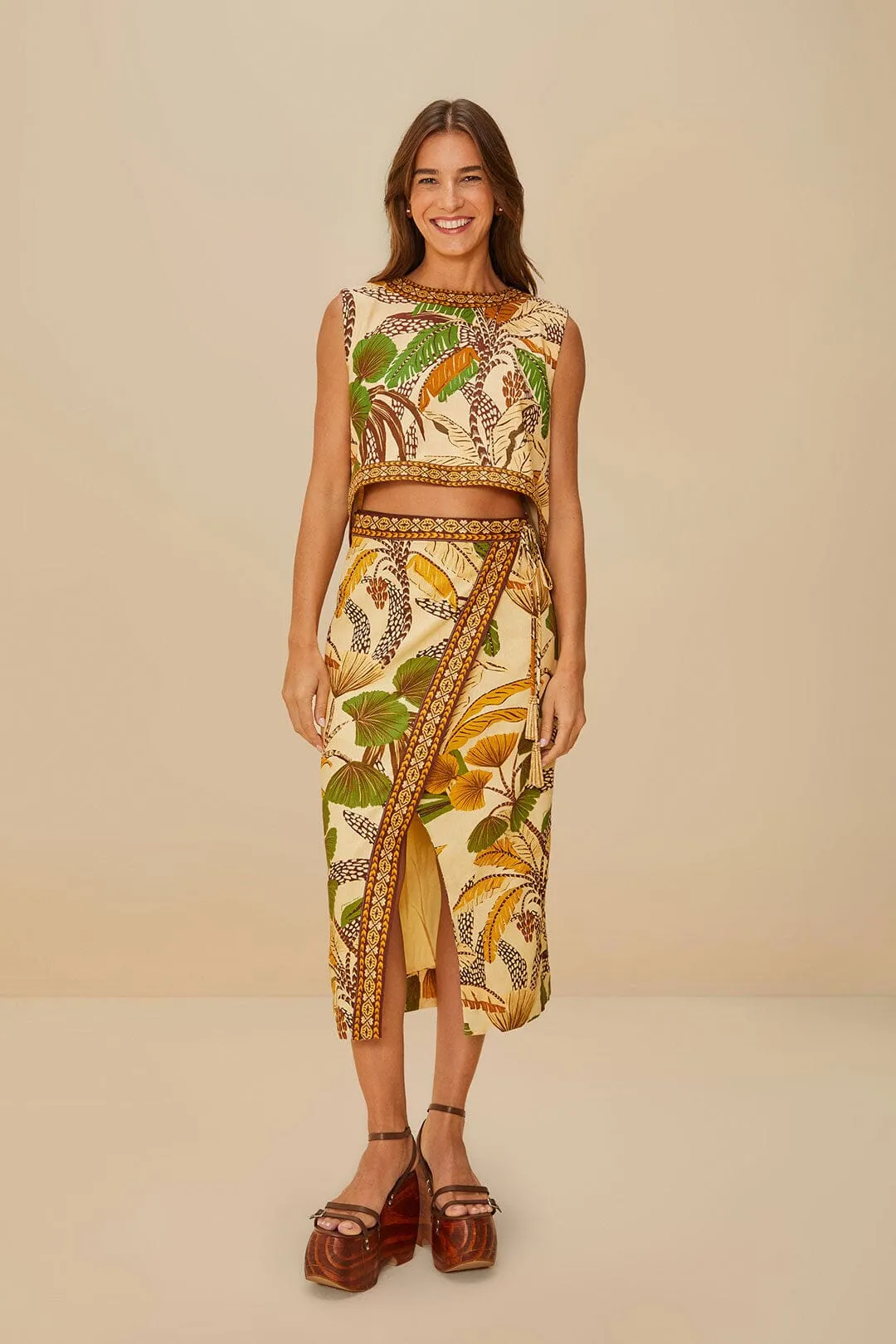 Sand Foliage Sketch LENZING™ ECOVERO™ Euroflax™ Blouse sold by FARM Rio product image thumbnail 2