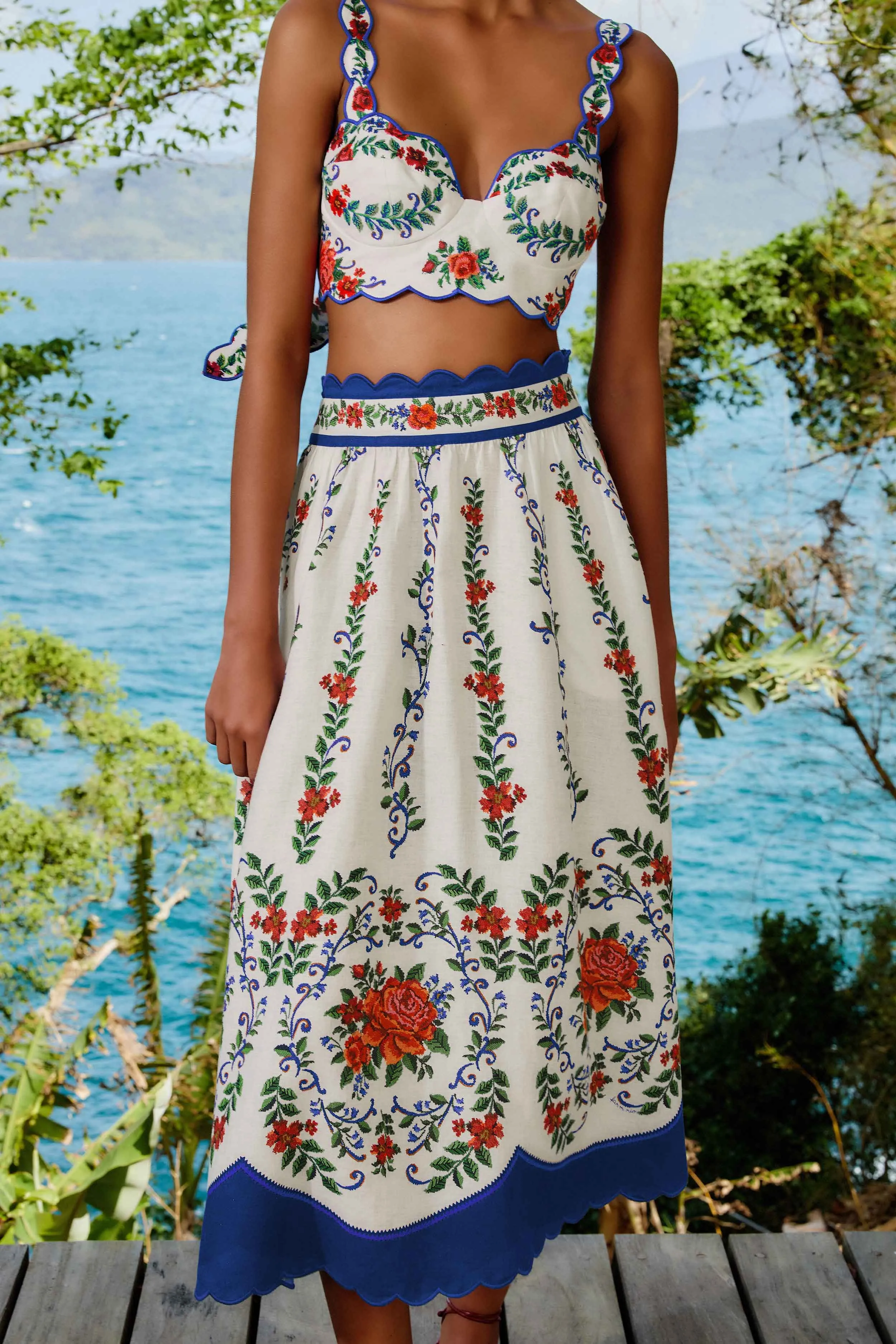 Off-White Flower Tapestry LENZING™ ECOVERO™ Euroflax™ Midi Skirt sold by FARM Rio product image thumbnail 2