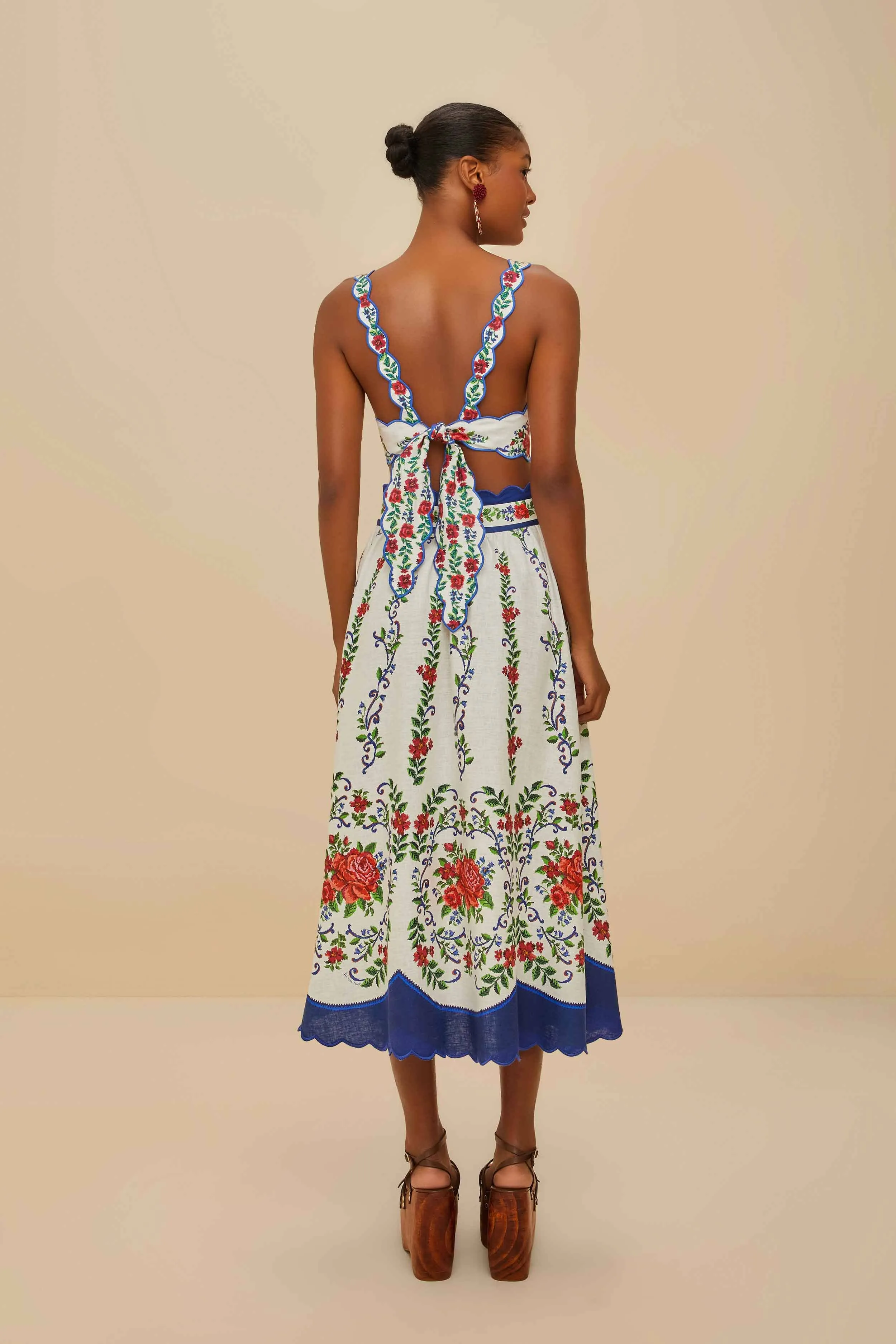 Off-White Flower Tapestry LENZING™ ECOVERO™ Euroflax™ Midi Skirt sold by FARM Rio product image thumbnail 3