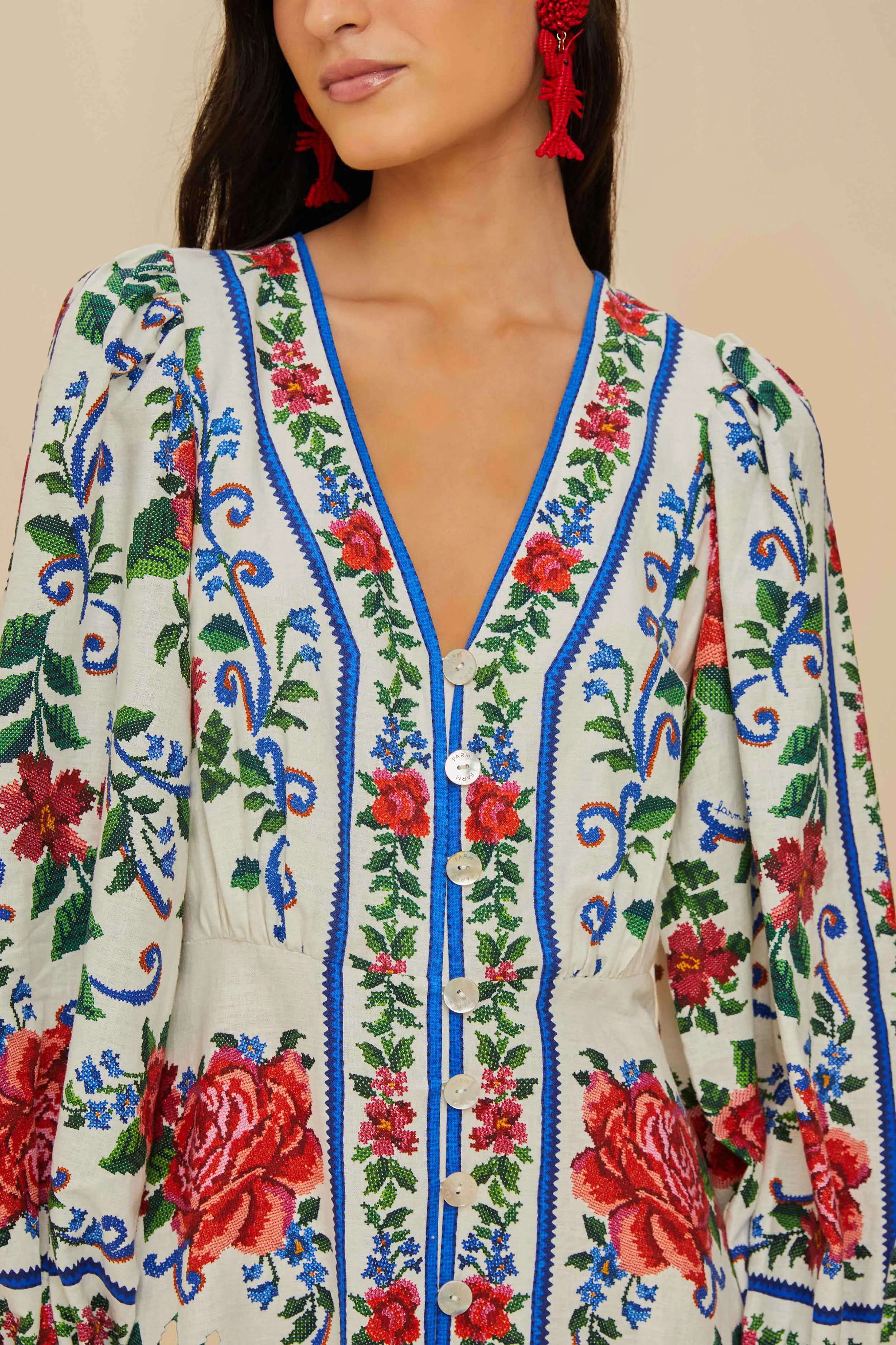 Off-White Flower Tapestry LENZING™ ECOVERO™ Euroflax™ Maxi Dress sold by FARM Rio product image thumbnail 2