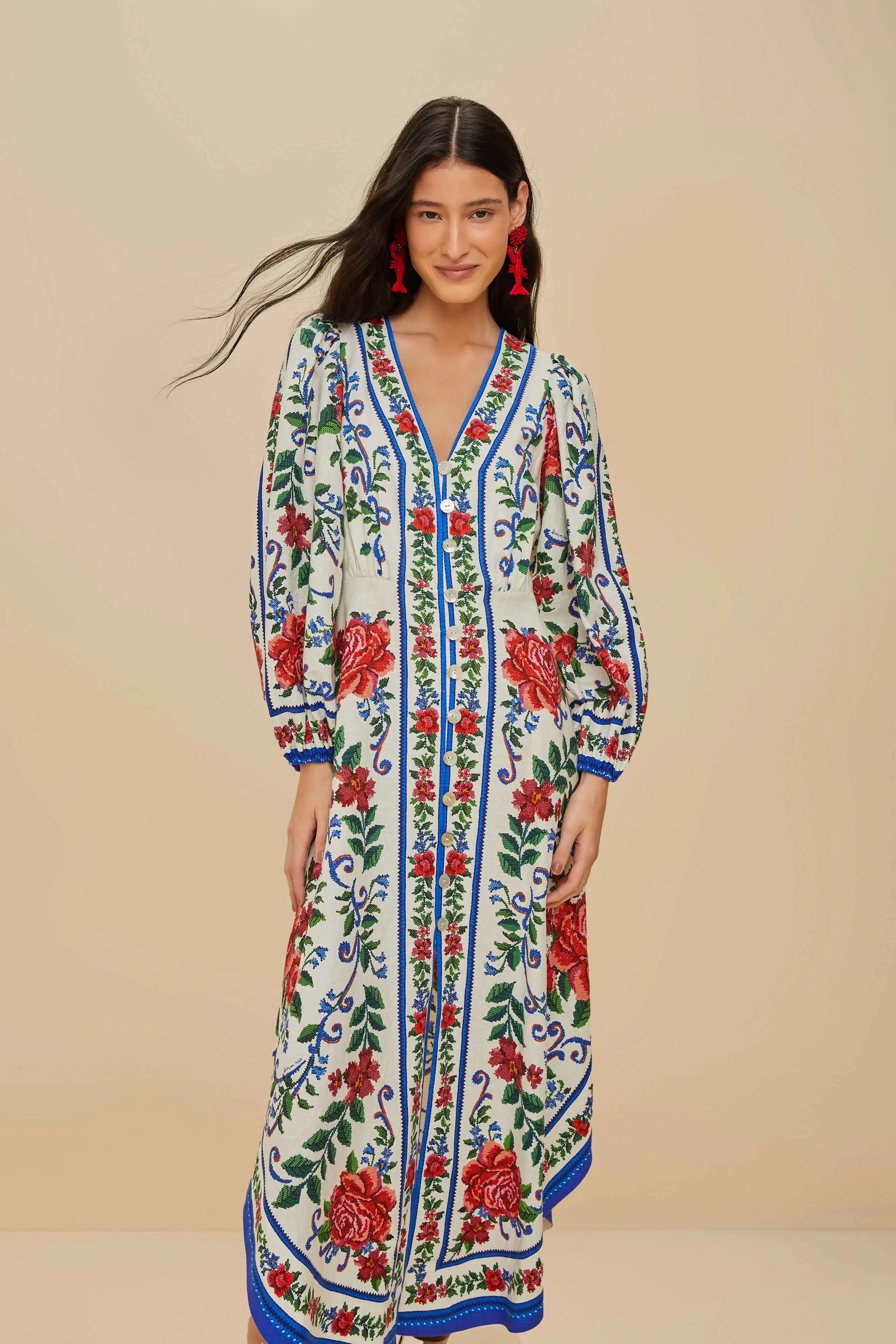 Off-White Flower Tapestry LENZING™ ECOVERO™ Euroflax™ Maxi Dress sold by FARM Rio product image thumbnail 3