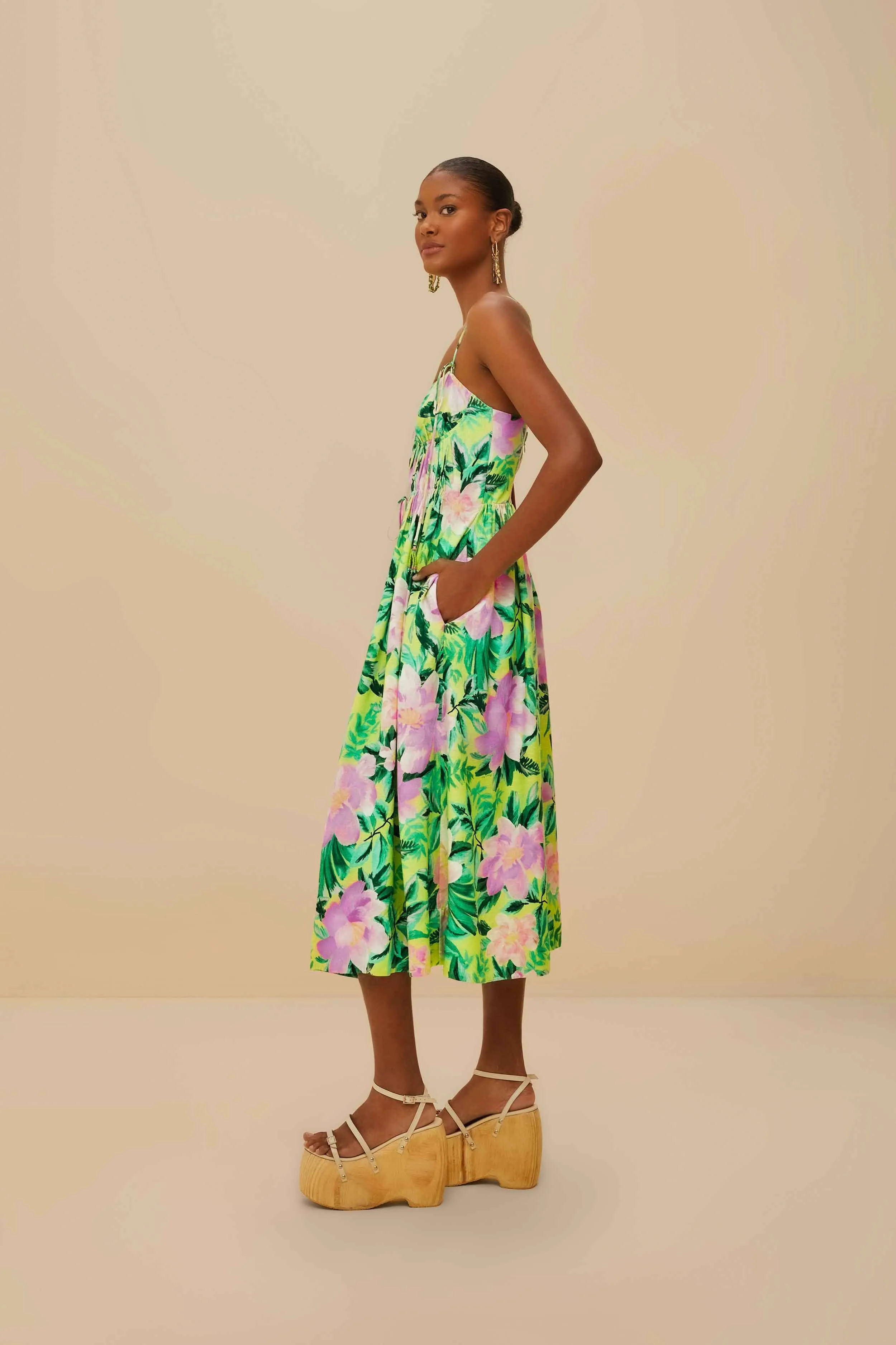 Green Painted Flowers LENZING™ ECOVERO™ Euroflax™ Midi Dress sold by FARM Rio product image thumbnail 3