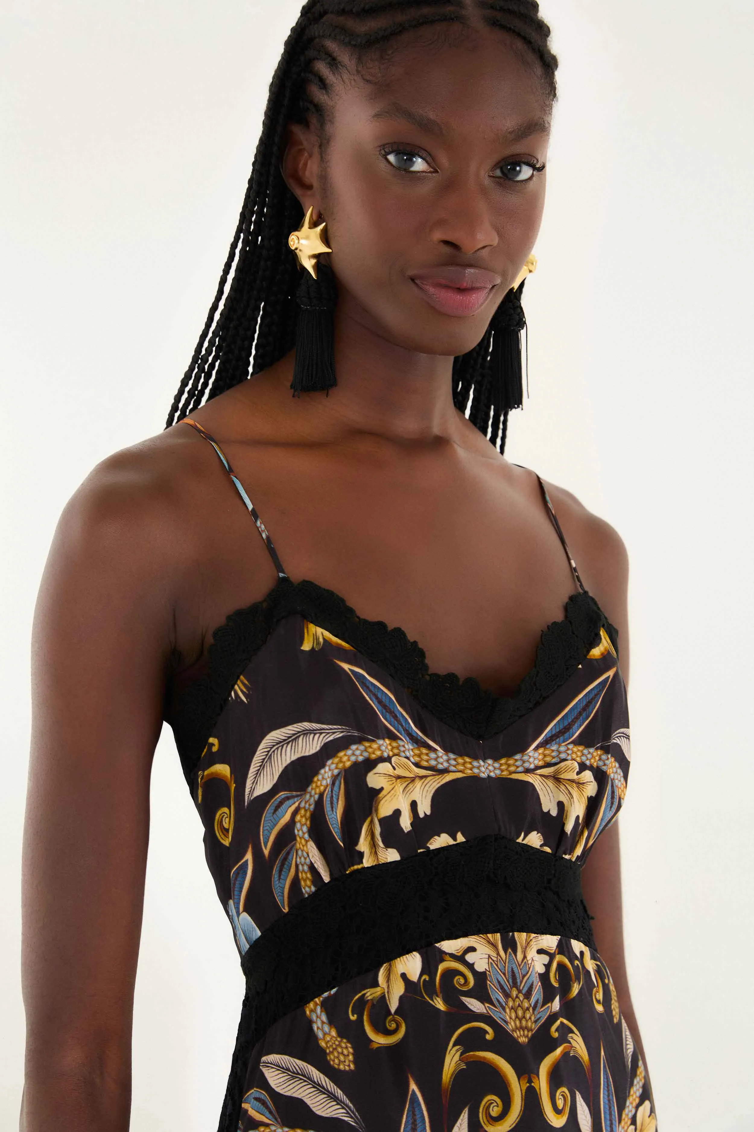 Black Flowerful Garden Midi Dress sold by FARM Rio product image thumbnail 3