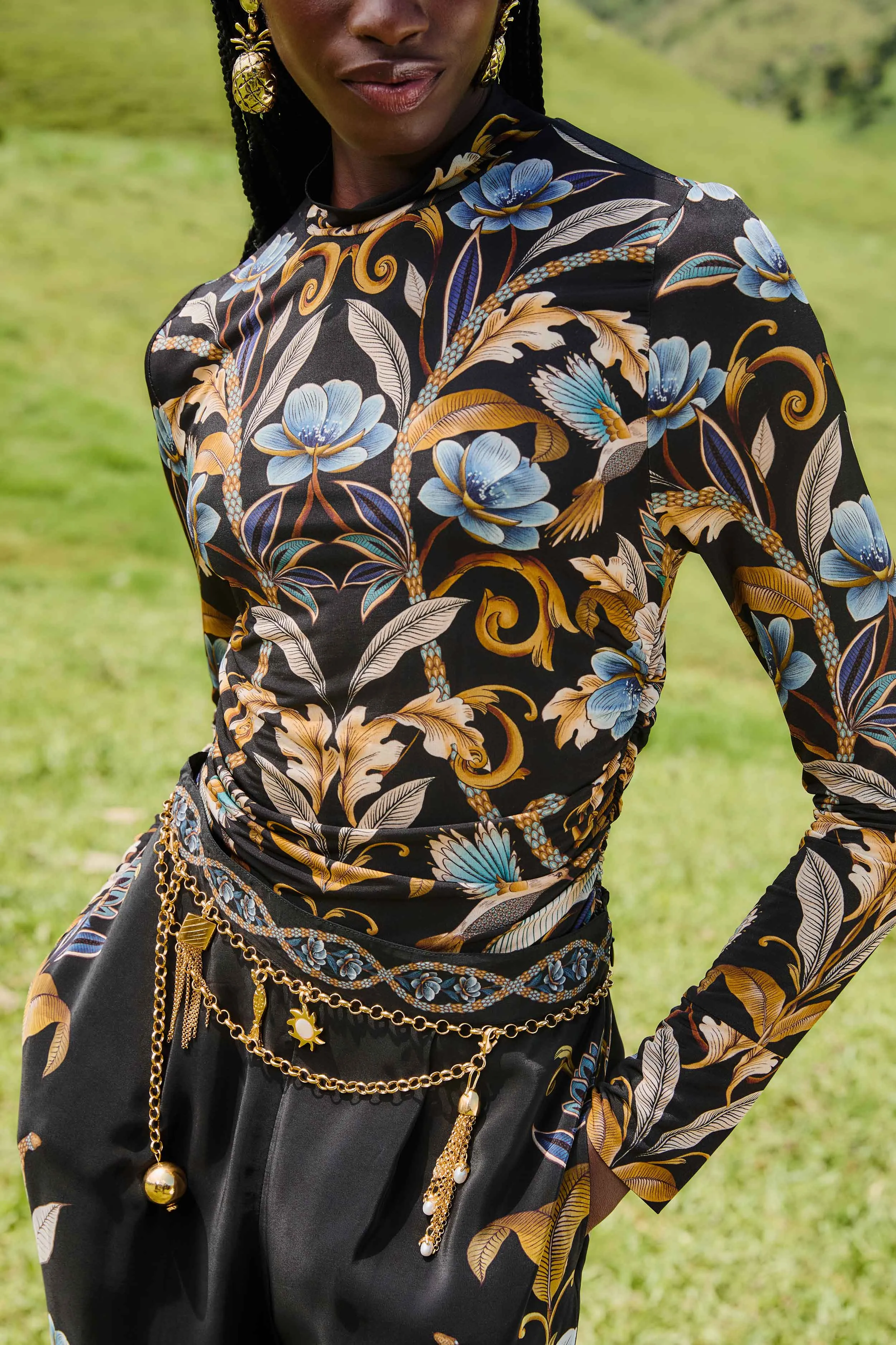 Black Flowerful Garden Jersey Blouse sold by FARM Rio product image thumbnail 3