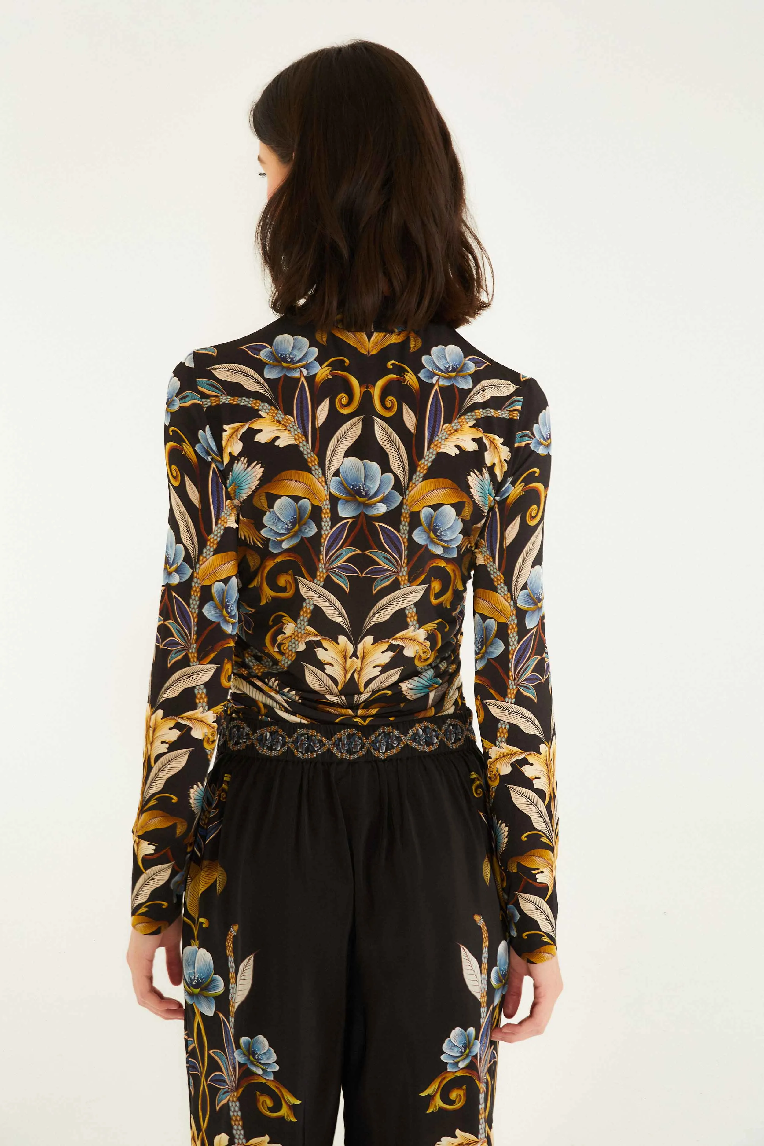 Black Flowerful Garden Jersey Blouse sold by FARM Rio product image thumbnail 4