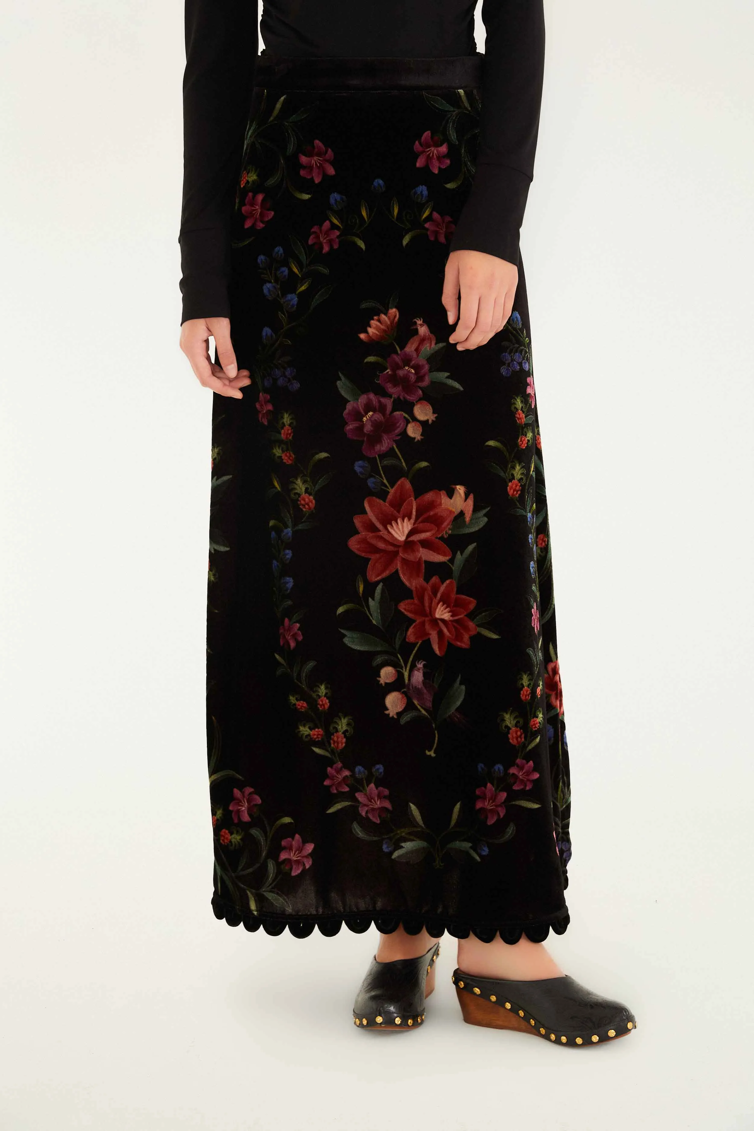 Black Belle Garden Scallop Hem Midi Skirt sold by FARM Rio product image thumbnail 2