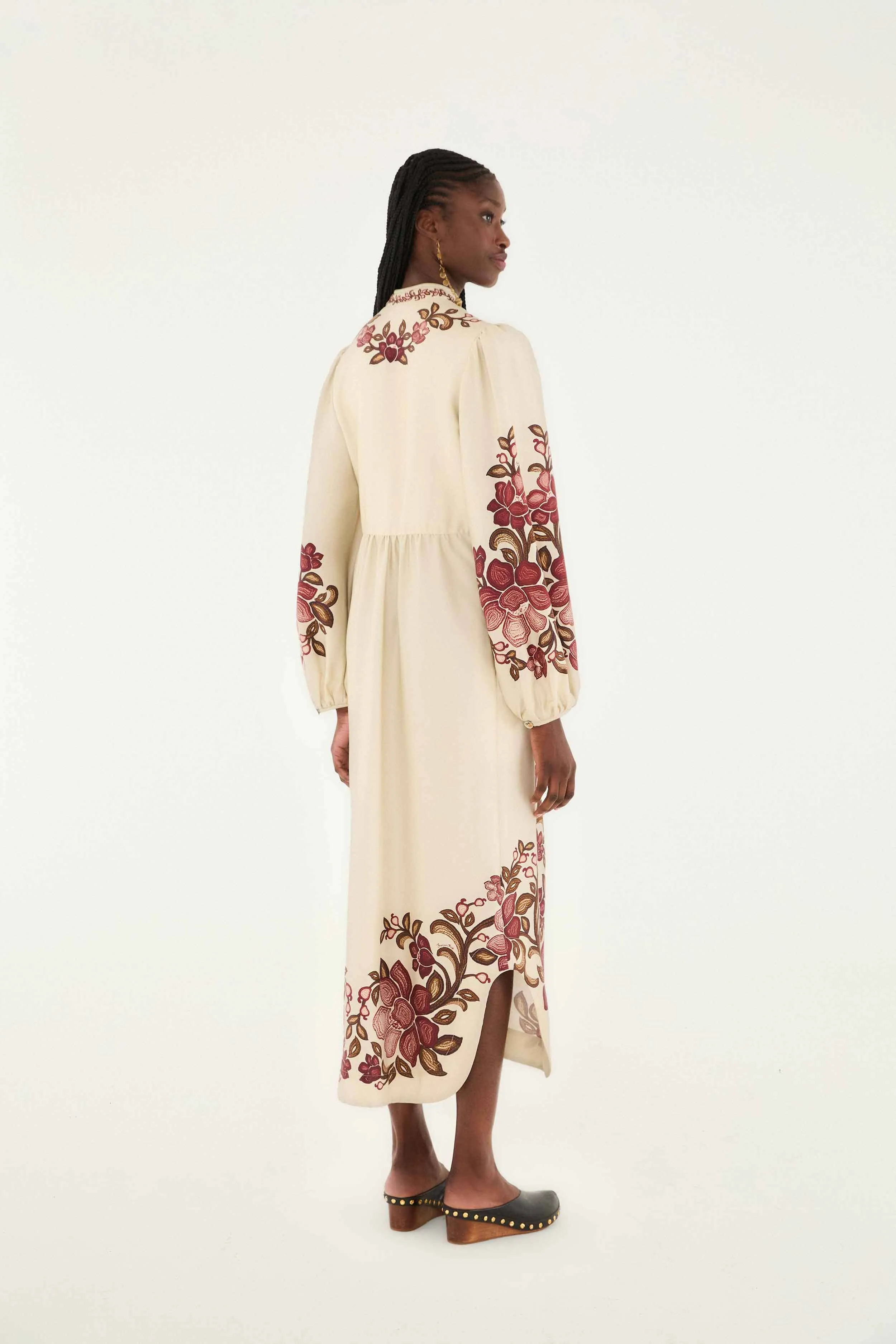 Sand Renata Floral Long Sleeve Midi Dress sold by FARM Rio product image thumbnail 4