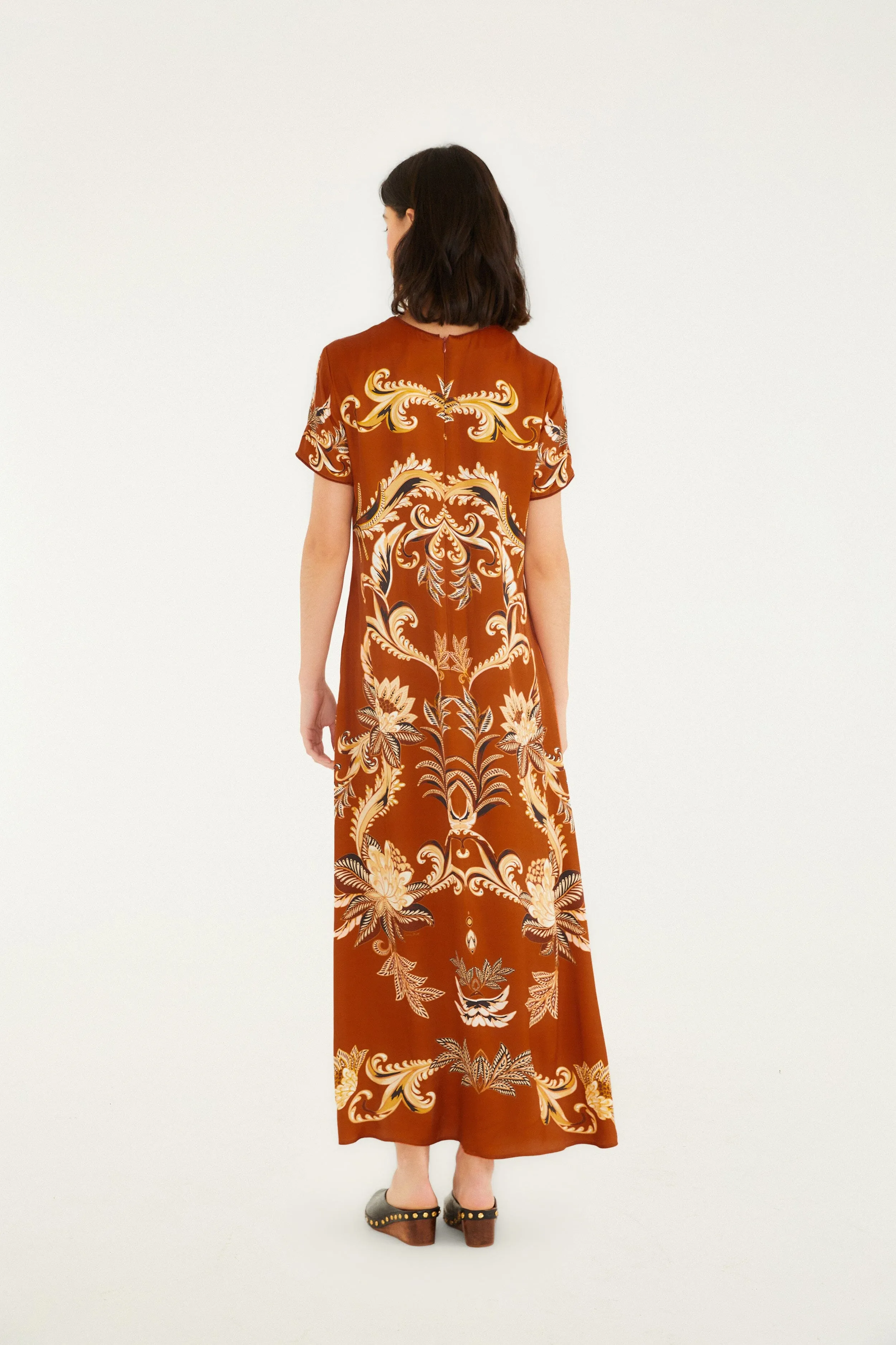 Orange Arabesque Paradise Lenzing™ Ecovero™ Viscose Maxi Dress sold by FARM Rio product image thumbnail 4