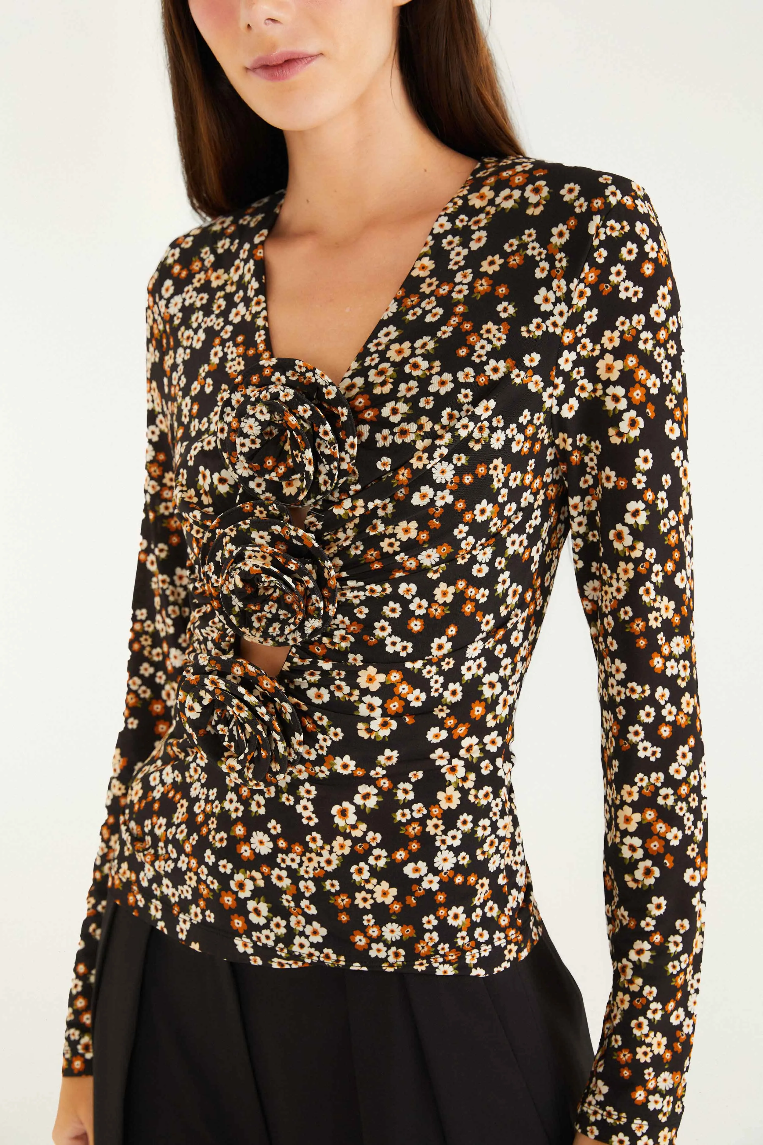 Black Tiny Flowers Jersey Blouse sold by FARM Rio product image thumbnail 2