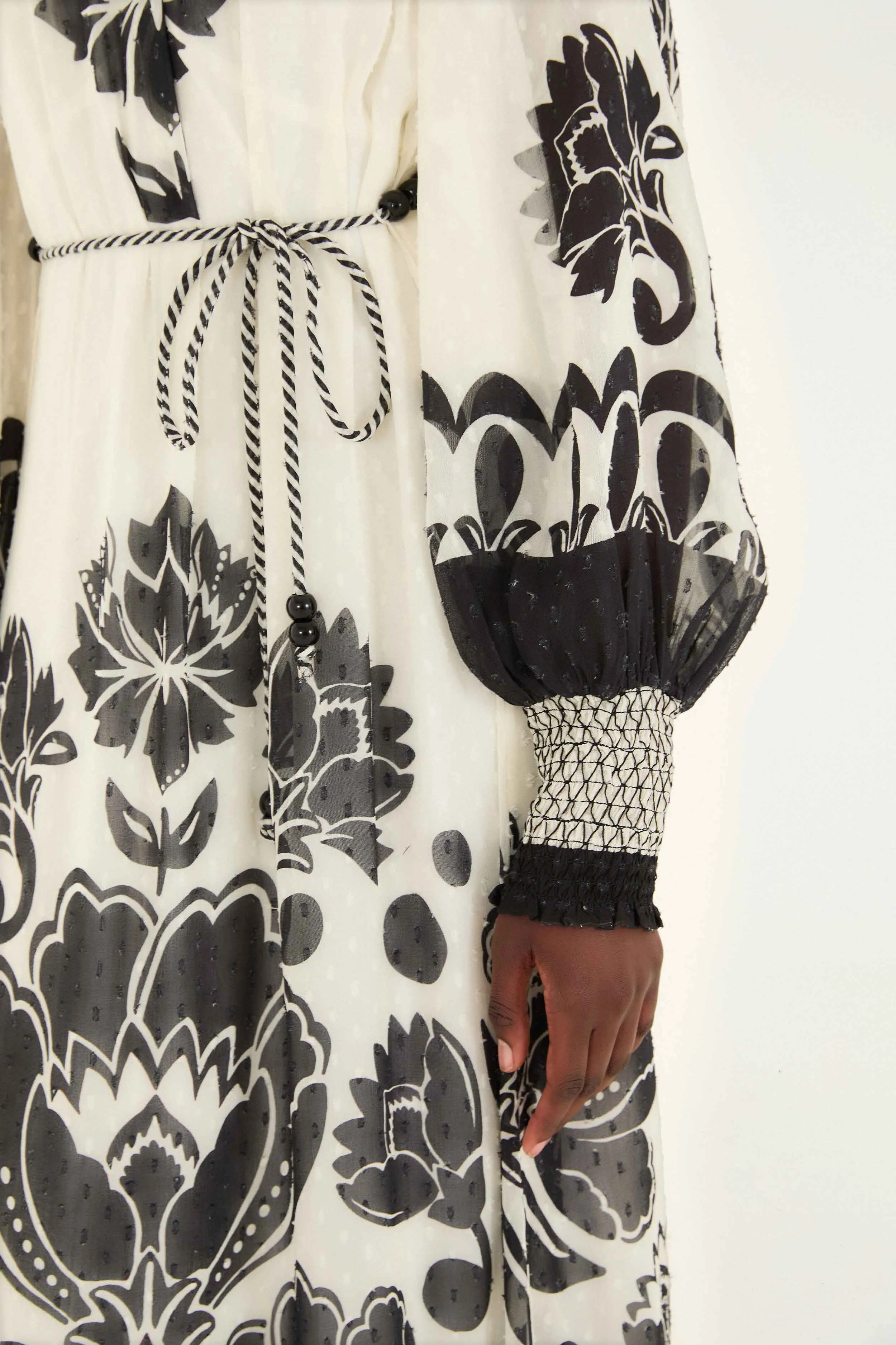 Cream Floral Arabesque Rope Belt Maxi Dress sold by FARM Rio product image thumbnail 5