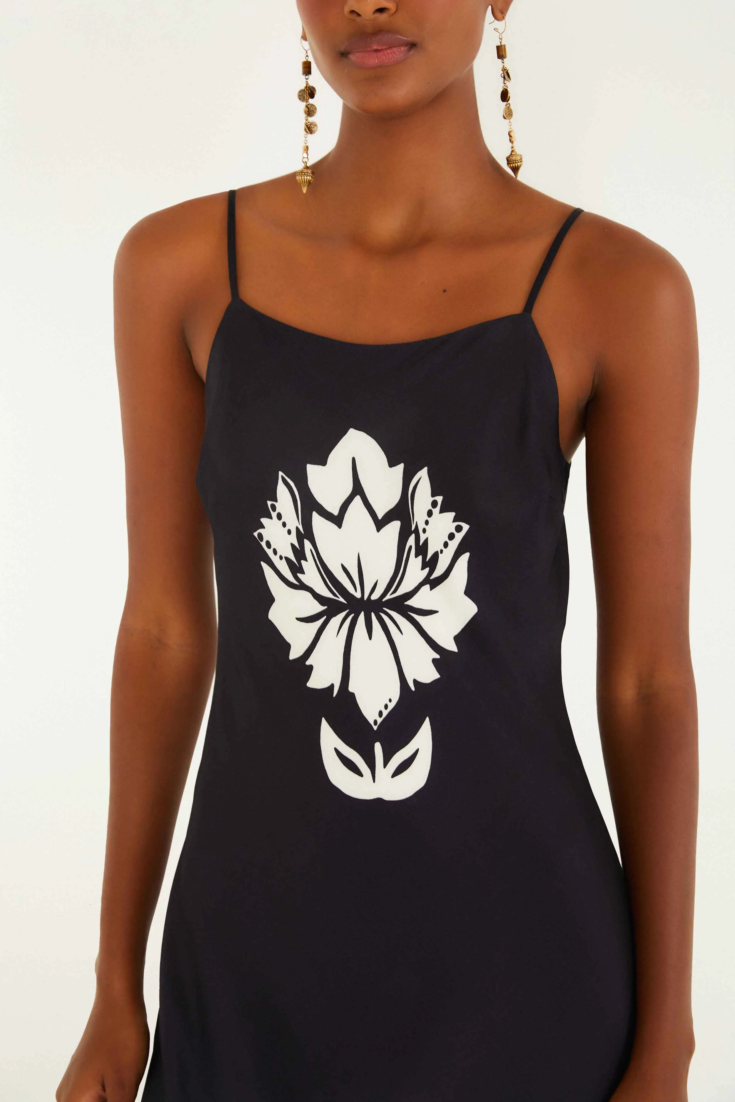 Black & White Floral Arabesque Slip Lenzing™ Ecovero™ Viscose Maxi Dress sold by FARM Rio product image thumbnail 3