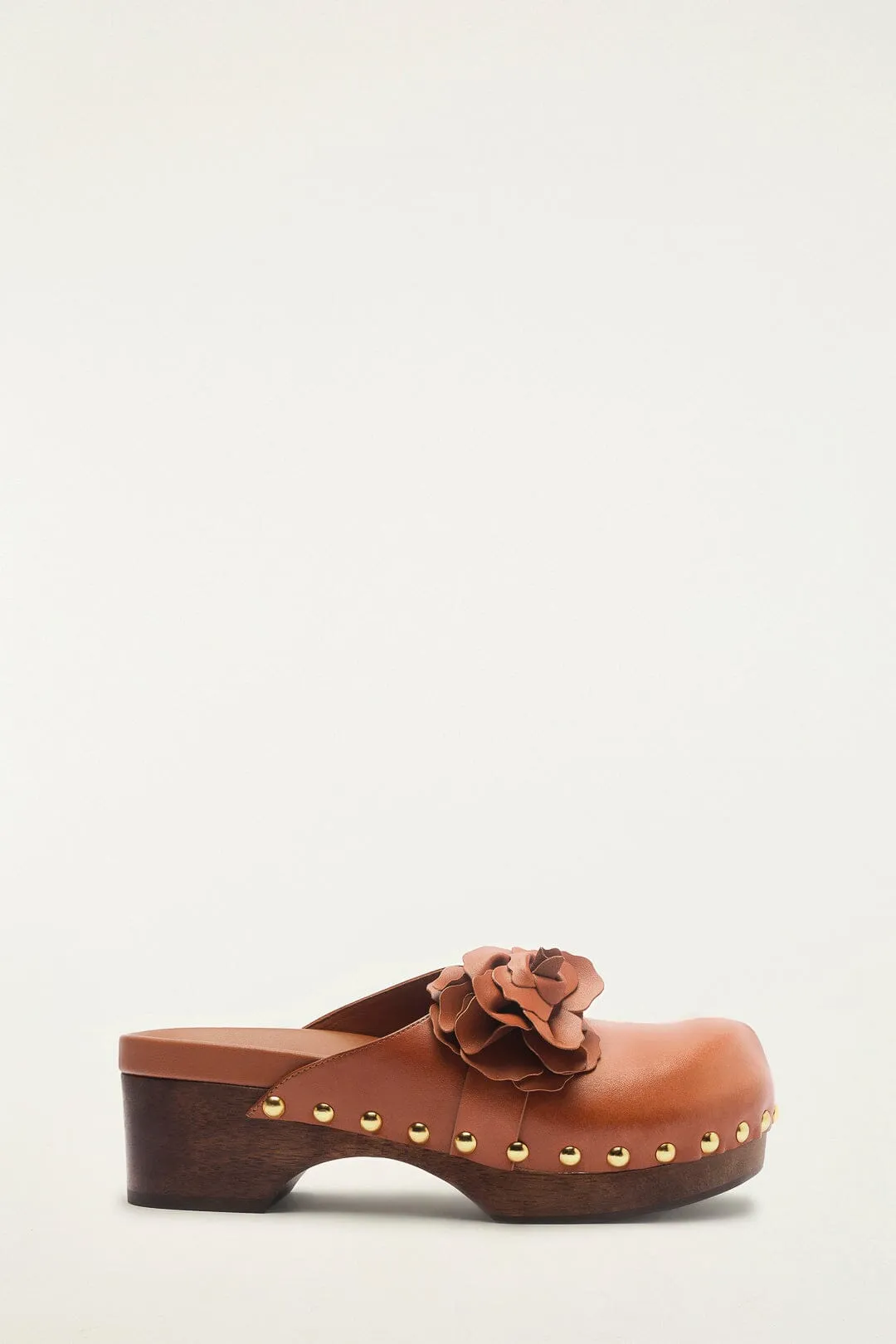 Brown Flower Clog sold by FARM Rio product image thumbnail 3