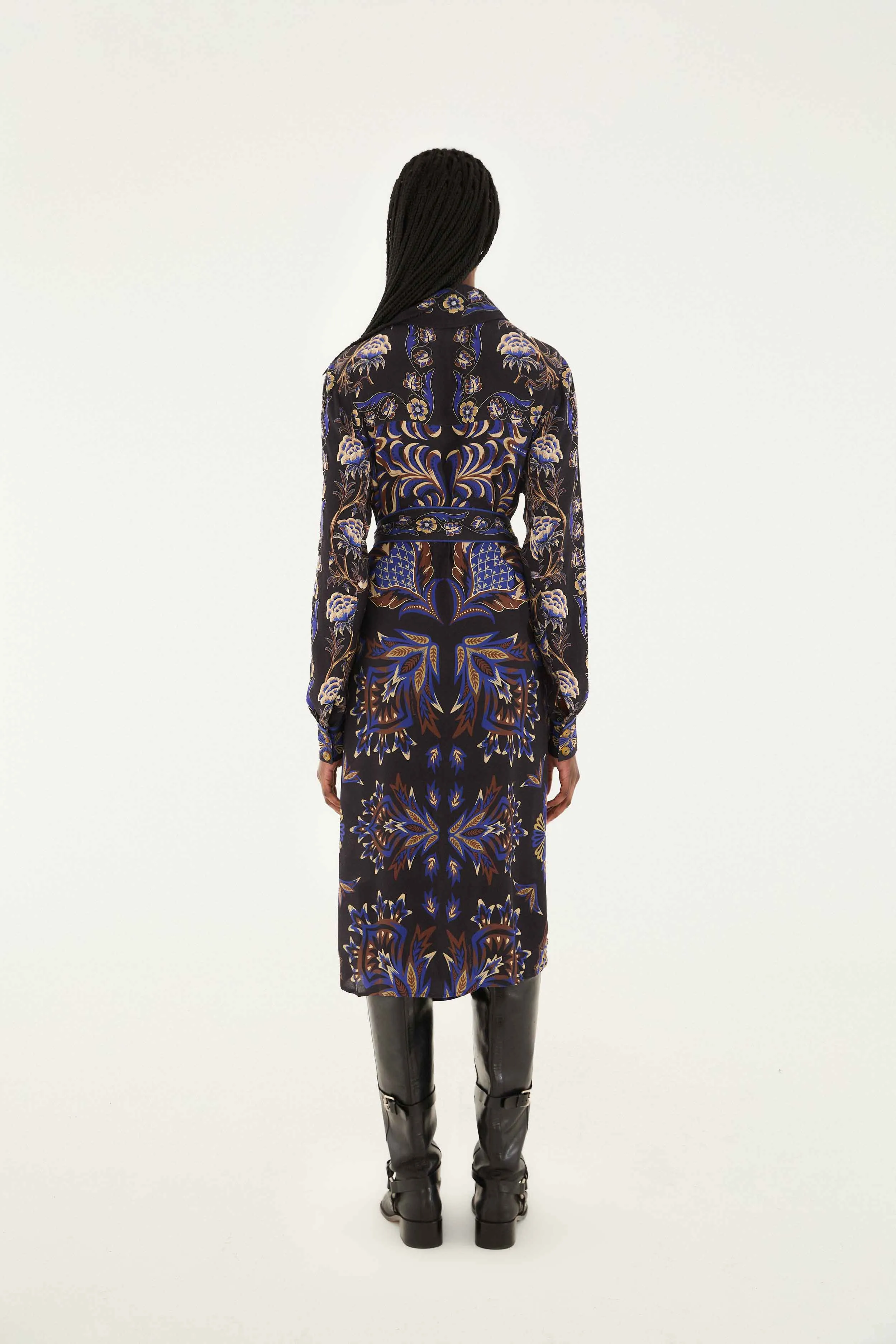 Black Arabesque Mix Scarves Midi Dress sold by FARM Rio product image thumbnail 3