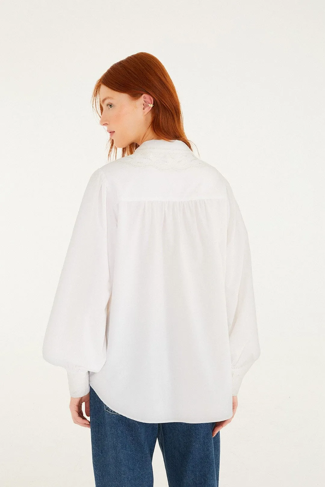Off-White Embroidered Lace Buttoned Smocked Cuff Shirt sold by FARM Rio product image thumbnail 3