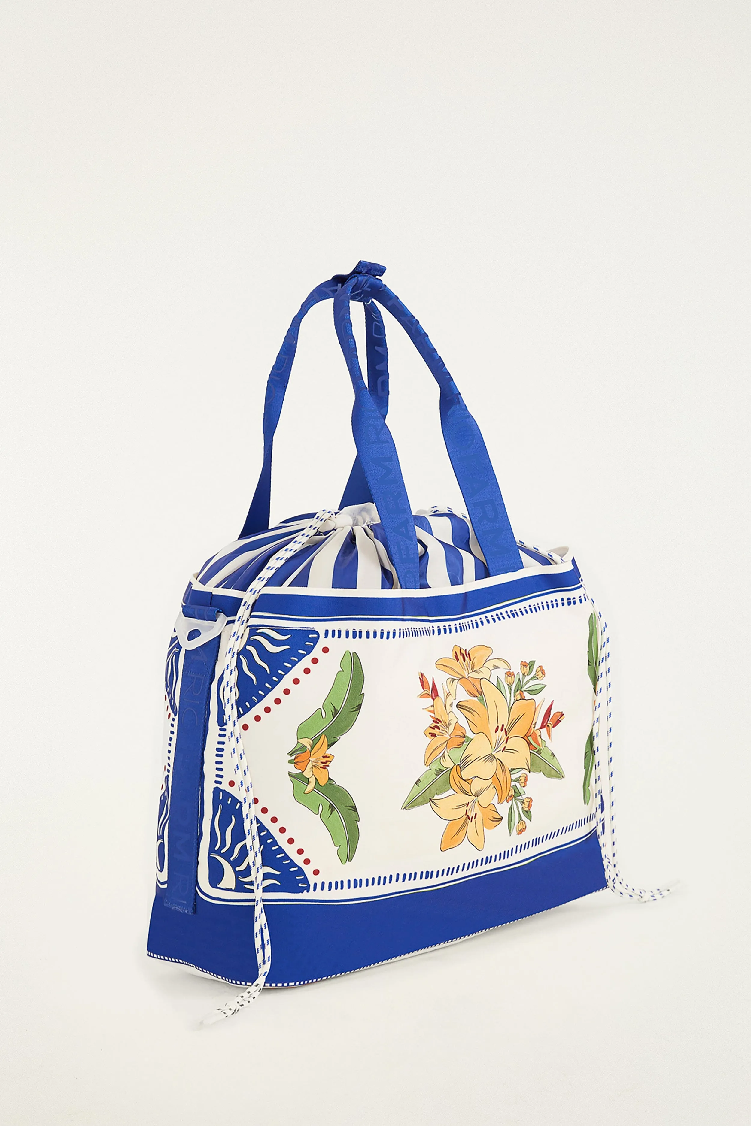 Blue Carioca Tropical Destiny Drawstring Tote Bag sold by FARM Rio product image thumbnail 3