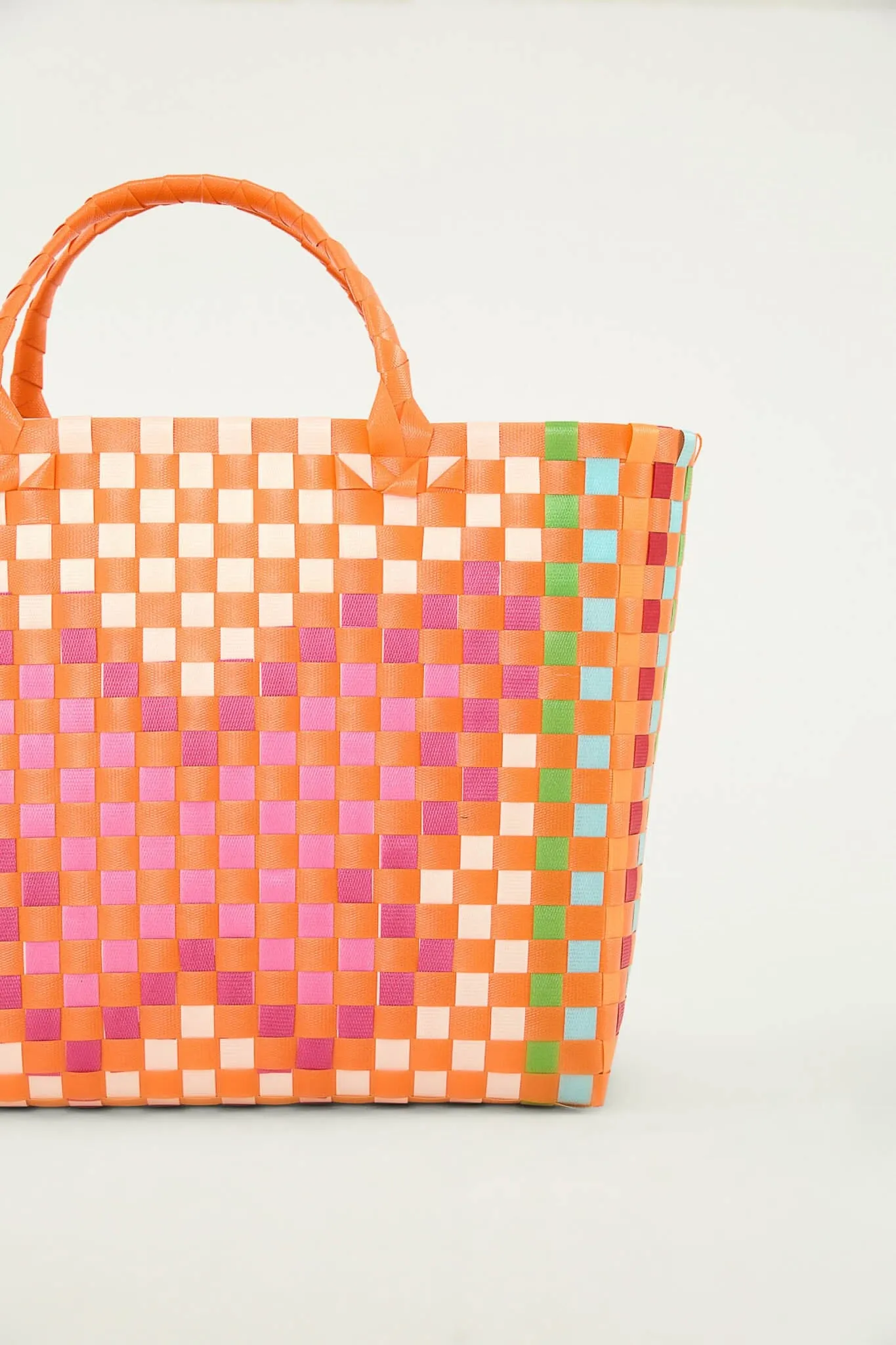 Butterfly Woven Bag sold by FARM Rio product image thumbnail 4