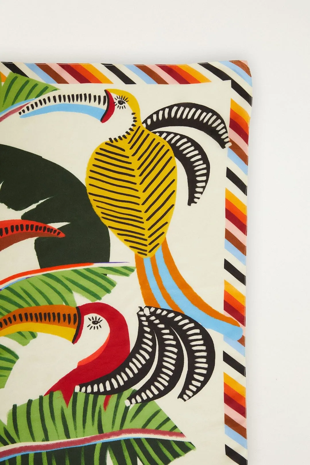Toucan With Foliage Scarf sold by FARM Rio product image thumbnail 2