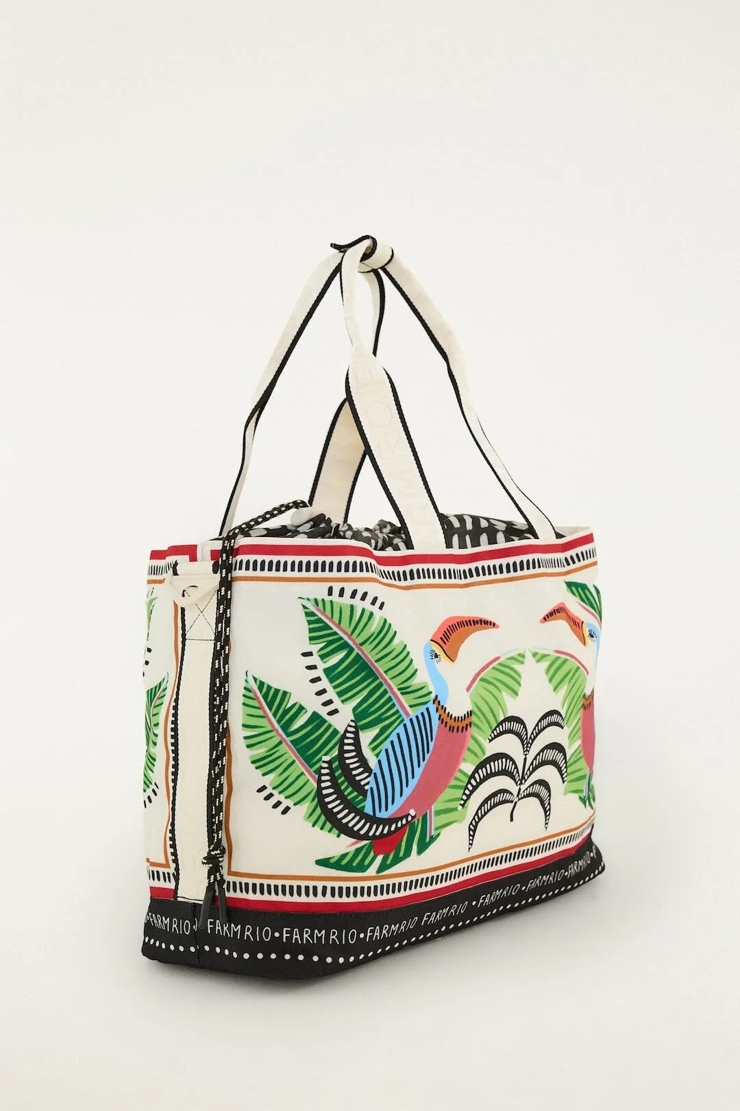 Toucan With Foliage Destiny Bag sold by FARM Rio product image thumbnail 3