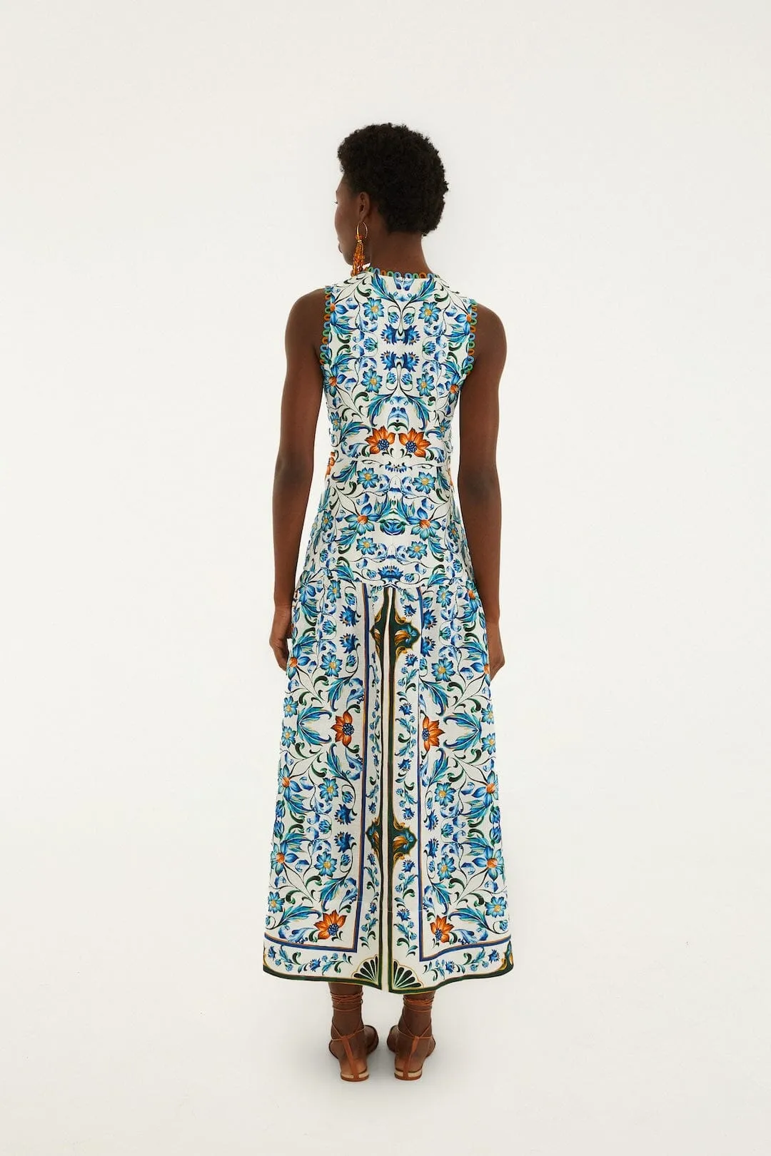 Off-White Flora Tile Scallop Euroflax™ Premium Linen Maxi Dress sold by FARM Rio product image thumbnail 3