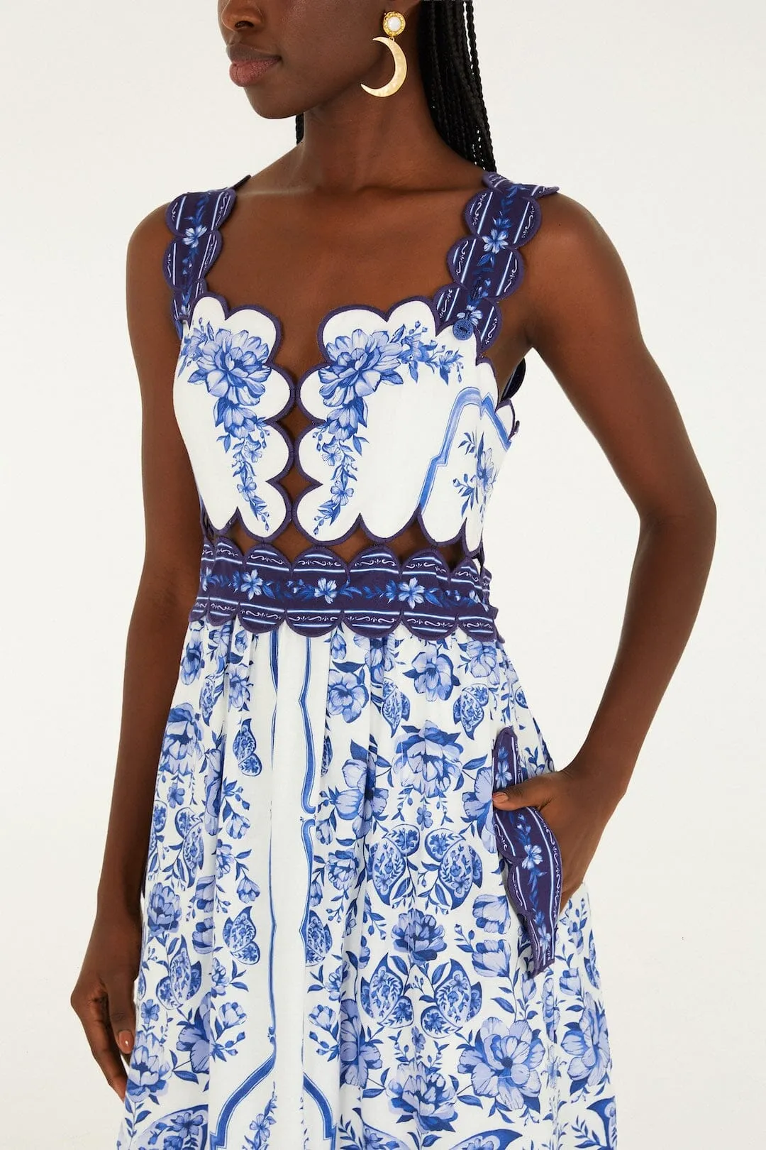 Off-White Porcelain Garden Cut-Out Lenzing Ecovero Euroflax Midi Dress sold by FARM Rio product image thumbnail 2