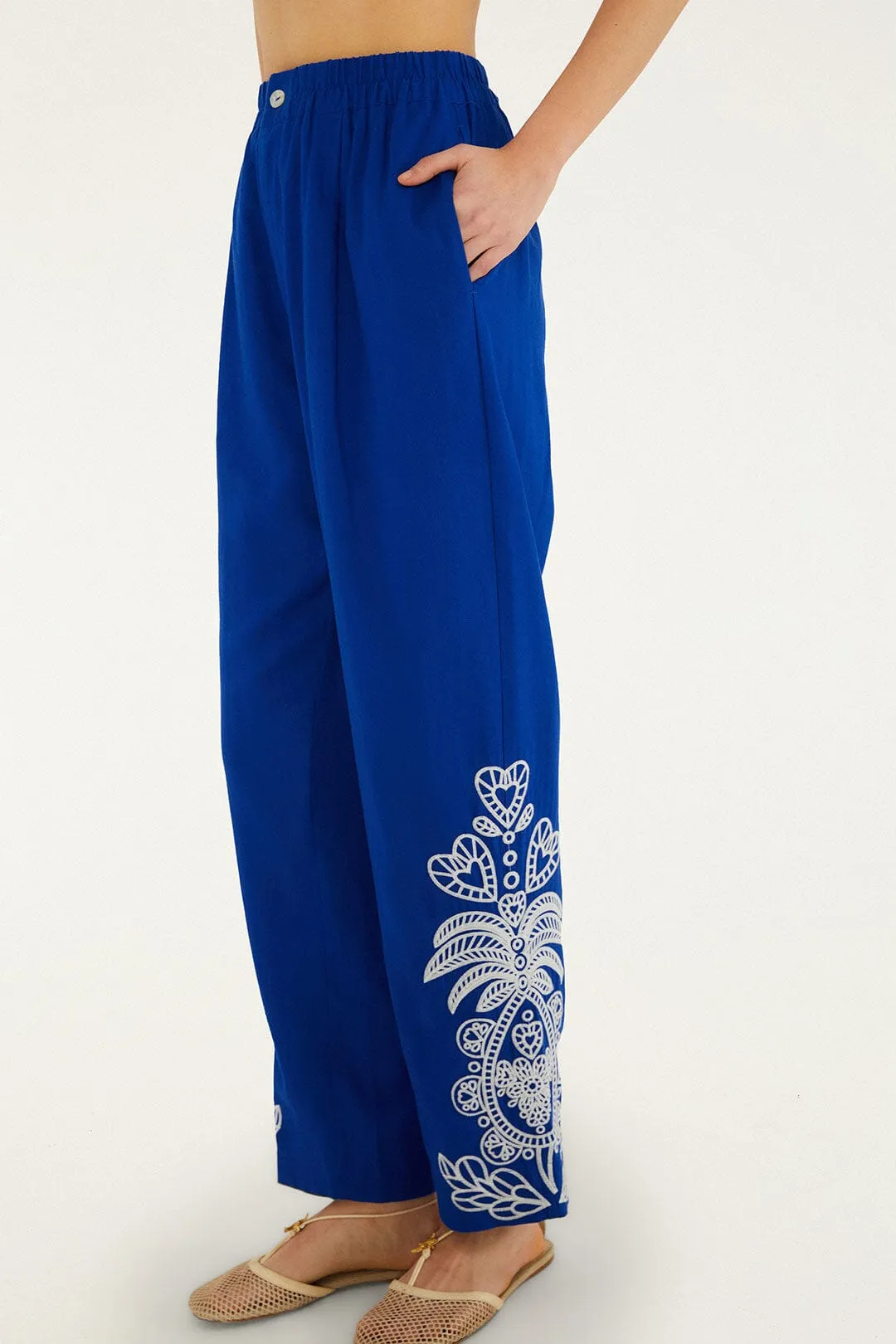 Blue Romantic Embroidered Pants sold by FARM Rio product image thumbnail 2
