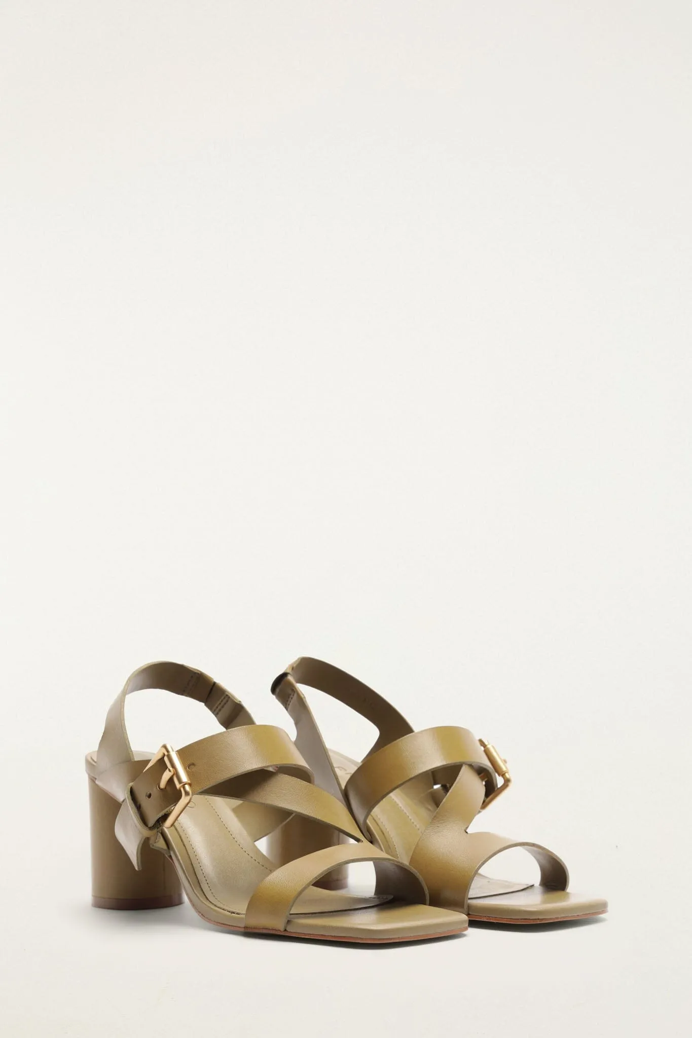 Buckle Block Helled Sandal sold by FARM Rio product image thumbnail 2