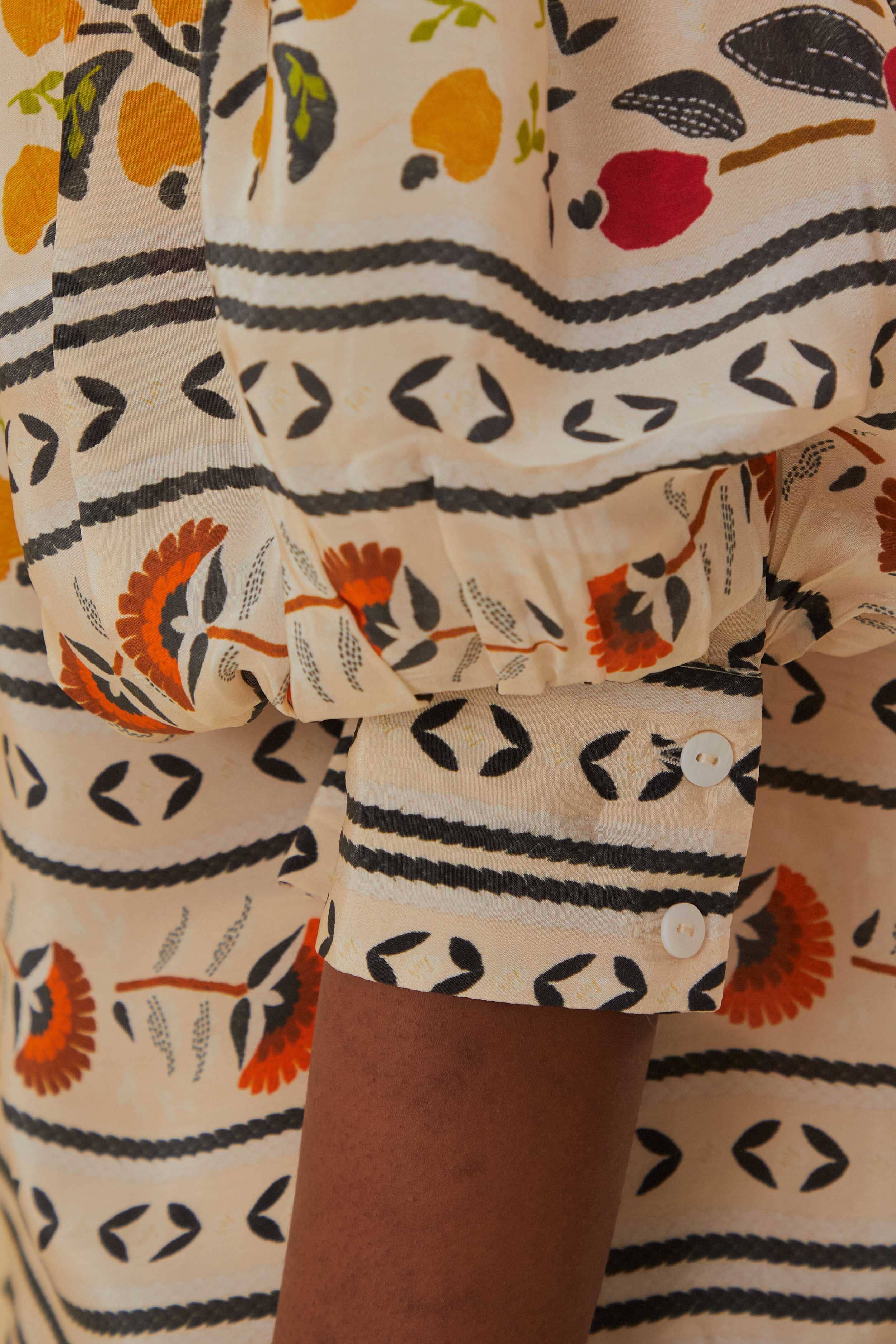 Sand Palms Paradise High Neck Blouse sold by FARM Rio product image thumbnail 3