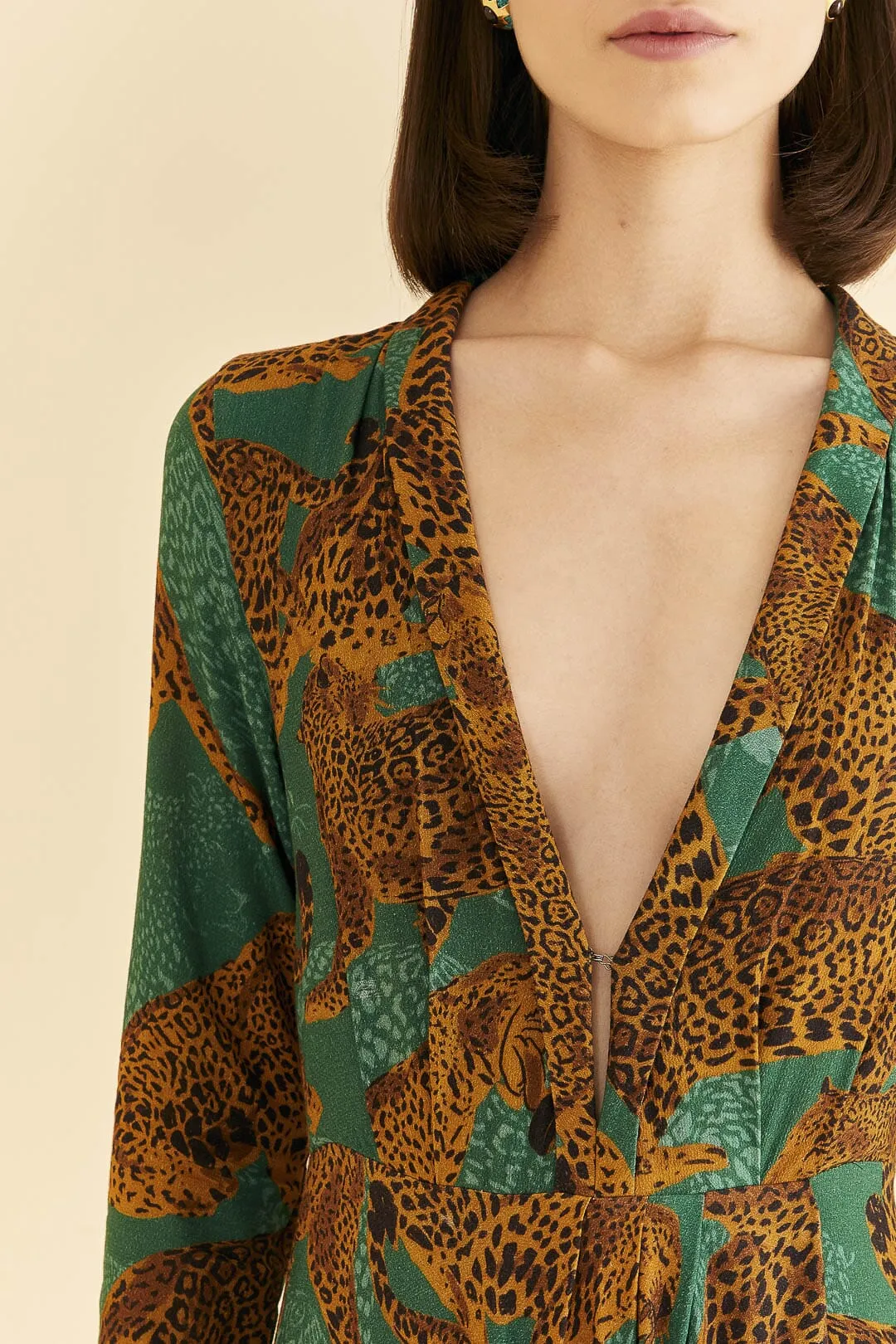 Green Artsy Leopards Long Sleeve Maxi Dress sold by FARM Rio product image thumbnail 3
