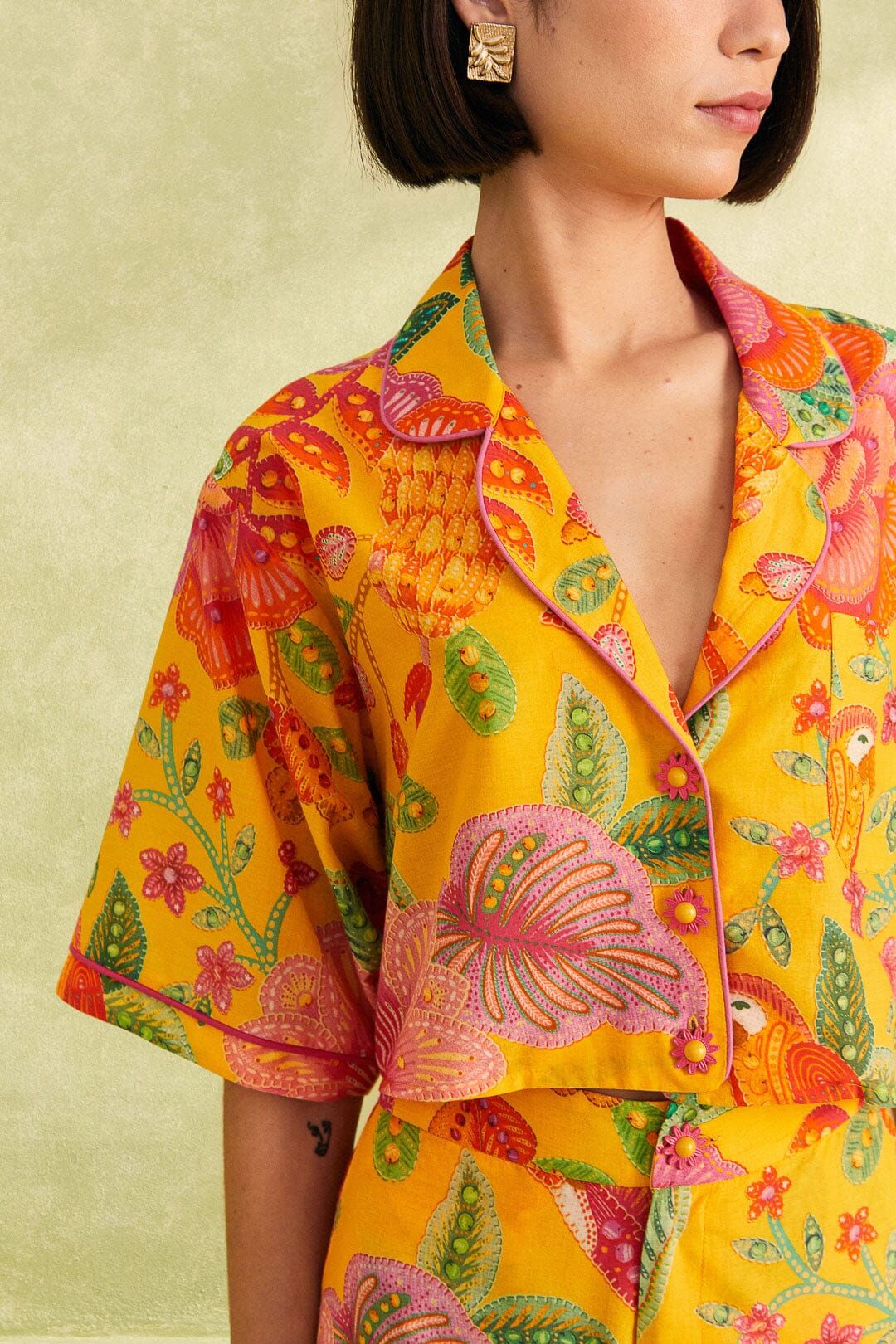 Yellow Macaw Bloom Shirt sold by FARM Rio product image thumbnail 3