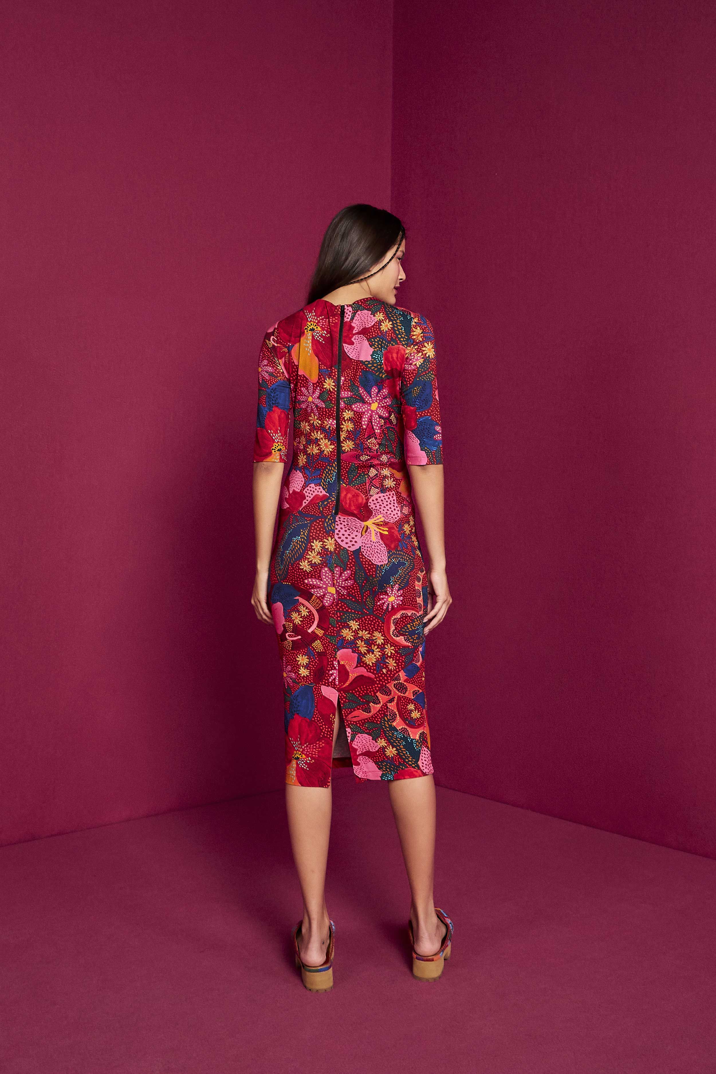 Red Wild Life Lenzing™ Ecovero™ Viscose Midi Dress sold by FARM Rio product image thumbnail 4