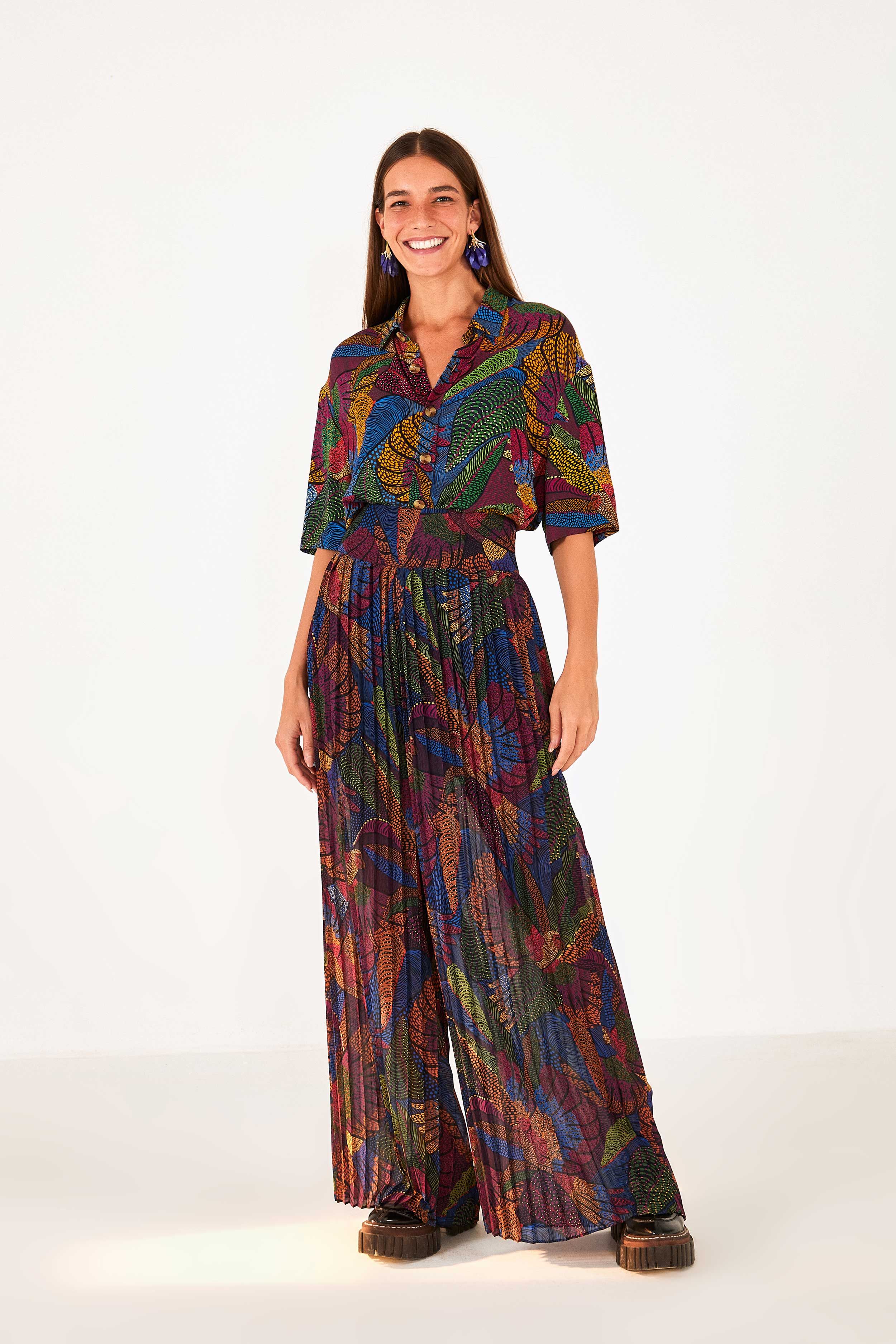 Dotted Macaws Uni Shirt sold by FARM Rio product image thumbnail 2