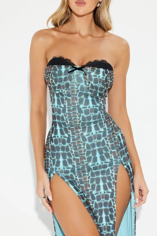 Can't Resist Her Mesh Midi Dress - Blue/combo sold by Fashion Nova