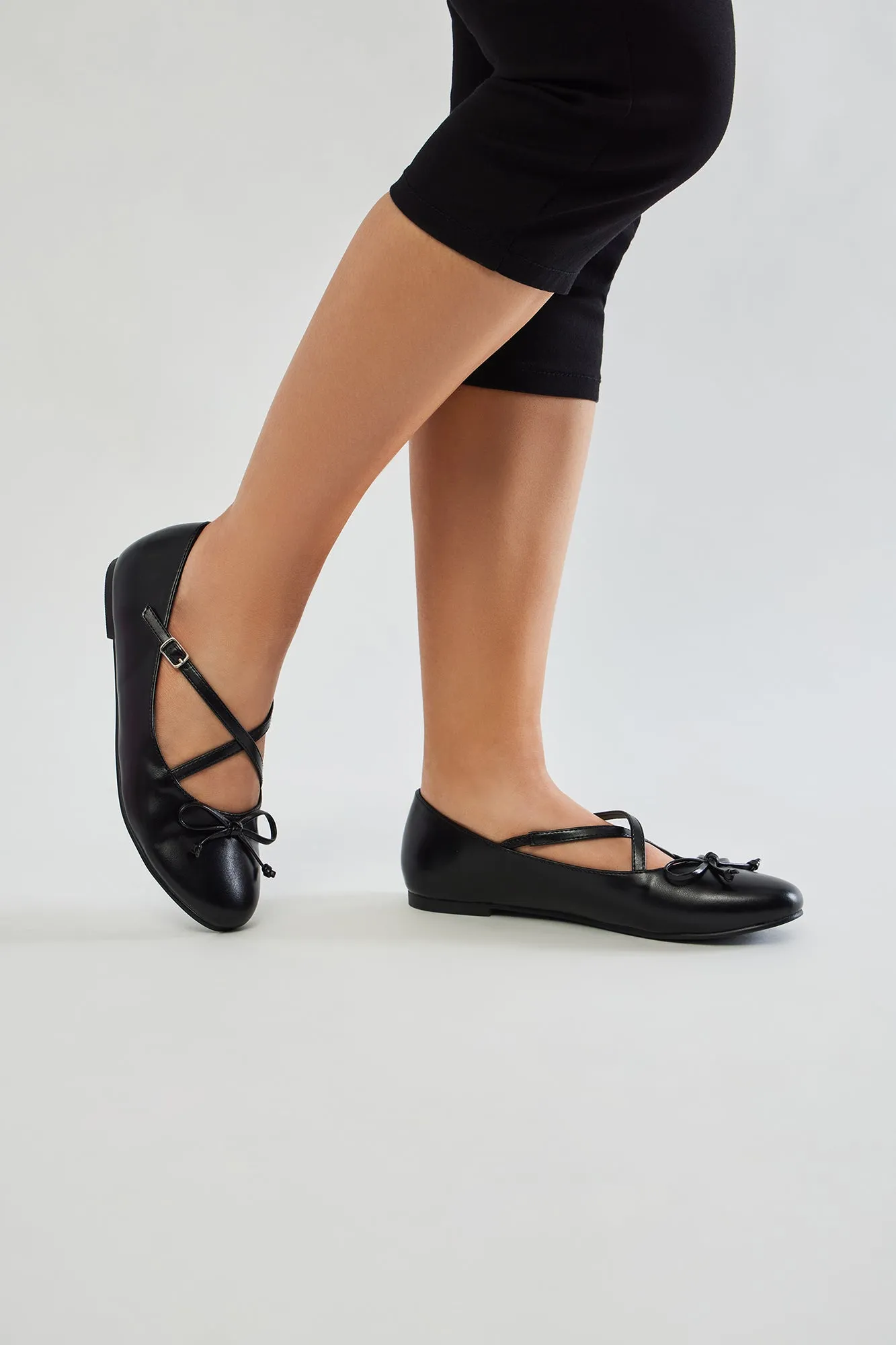 Pixie Ballet Flats - Black sold by Fashion Nova