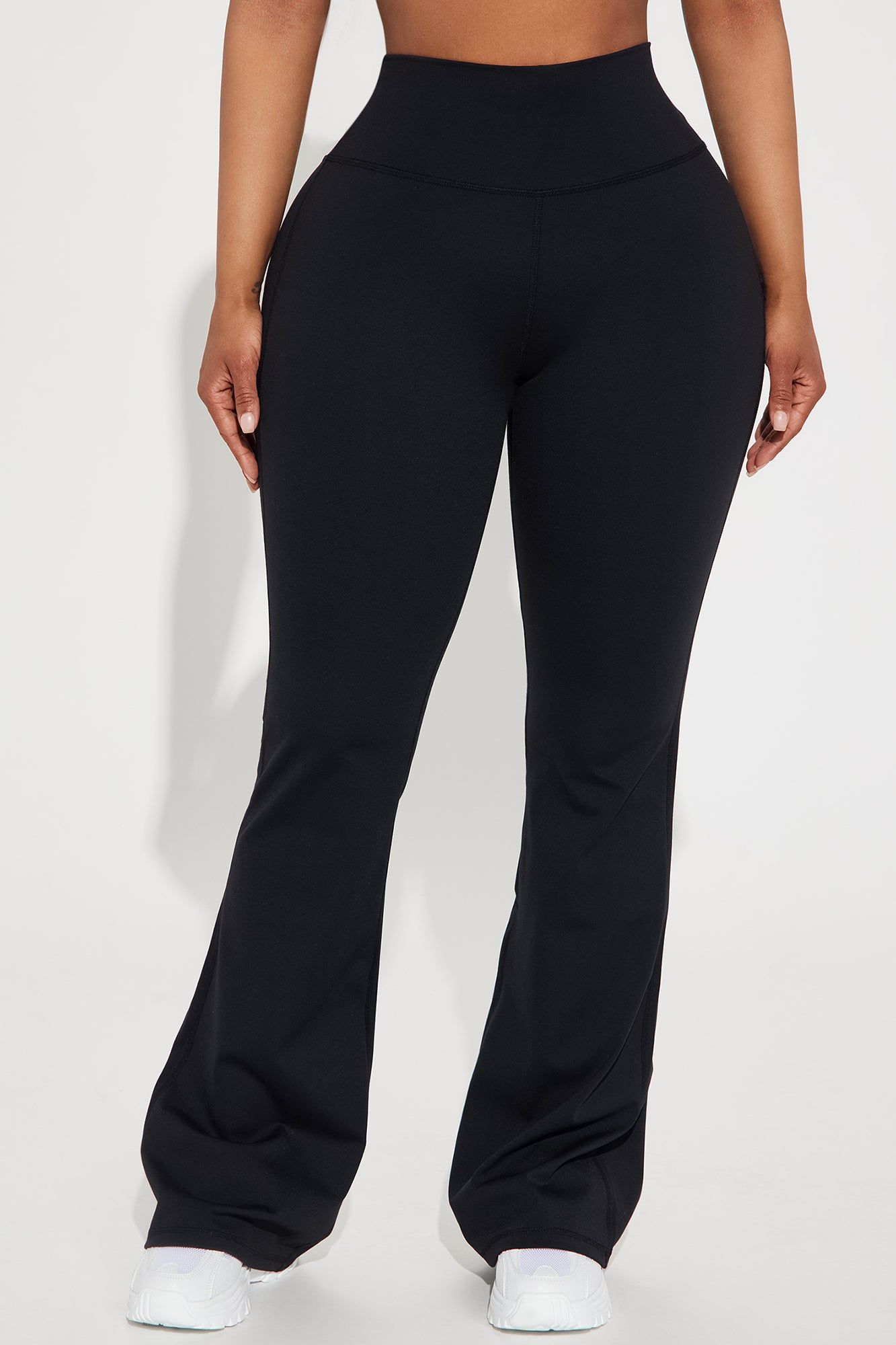 Set The Barre Yoga Pant - Black sold by Fashion Nova product image thumbnail 2