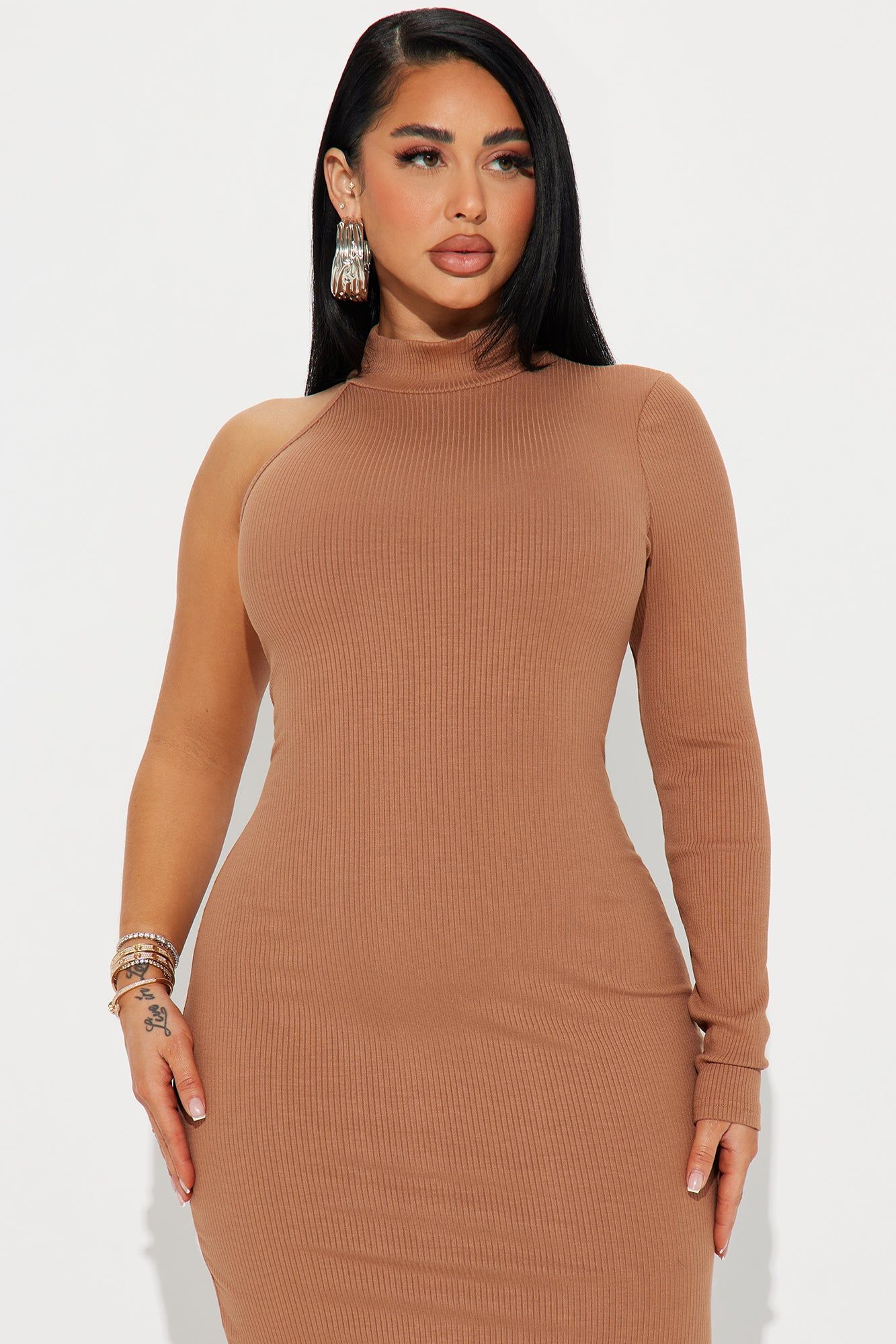 Ayana Snatched Maxi Dress - Nude sold by Fashion Nova product image thumbnail 2