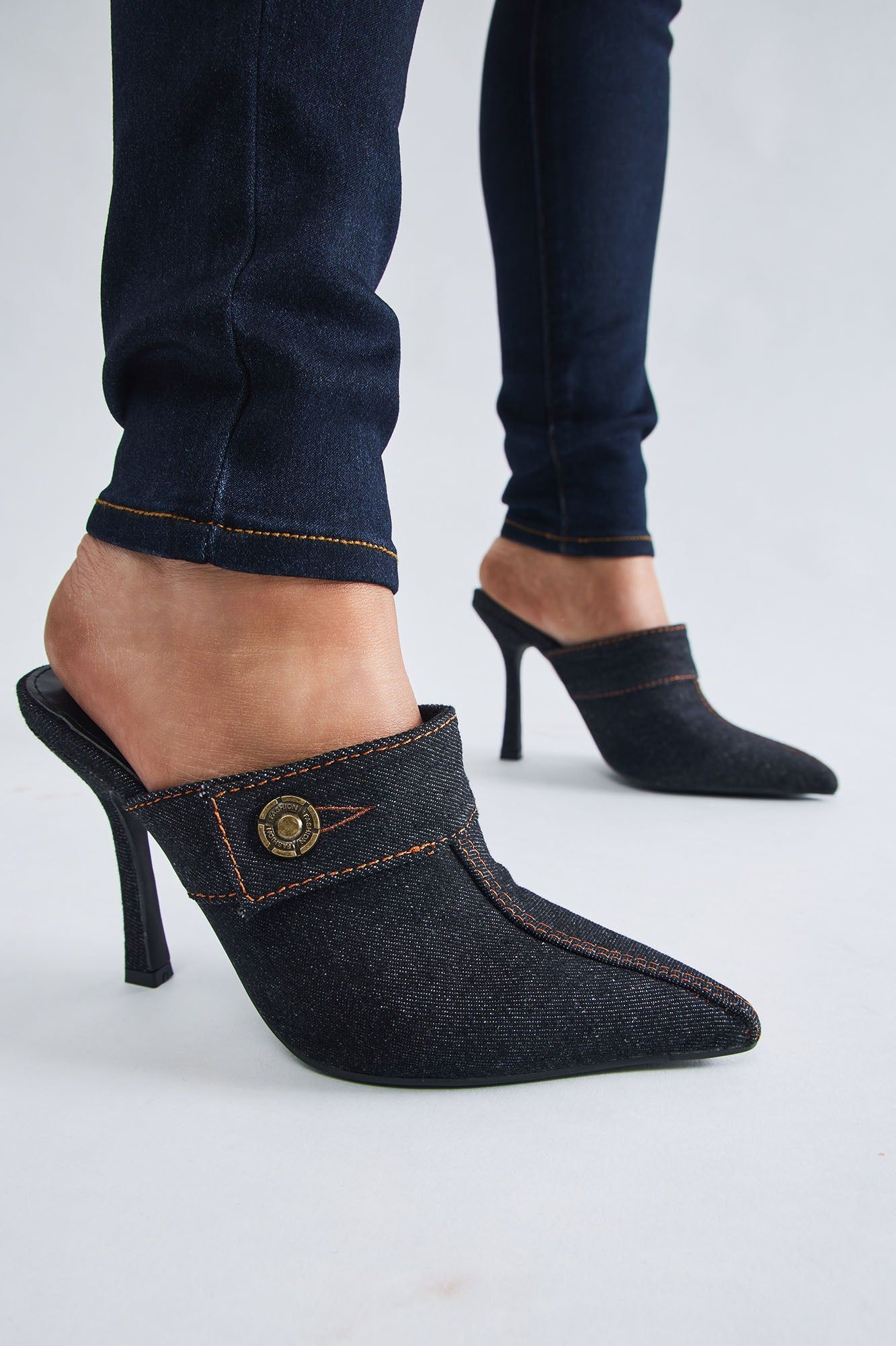 Count Me In Pumps - Black sold by Fashion Nova product image thumbnail 4